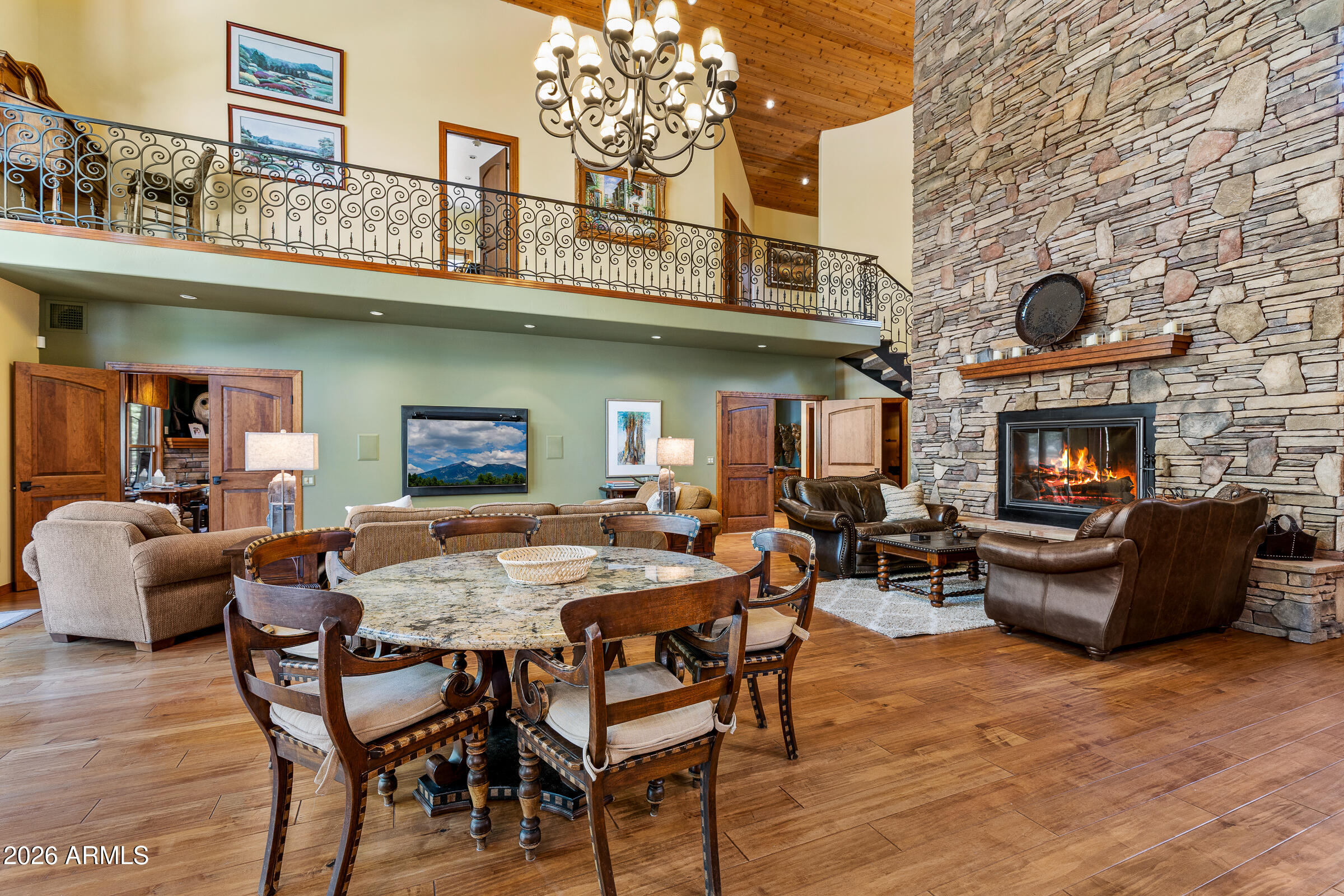LOCKETT RANCHES - Residential