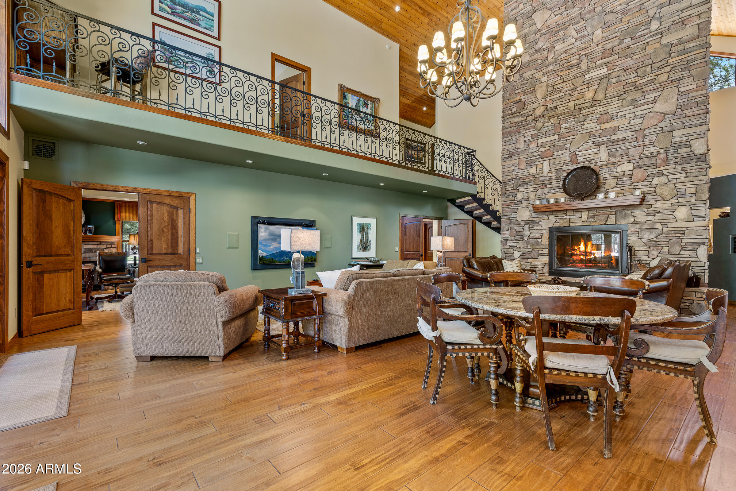 LOCKETT RANCHES - Residential