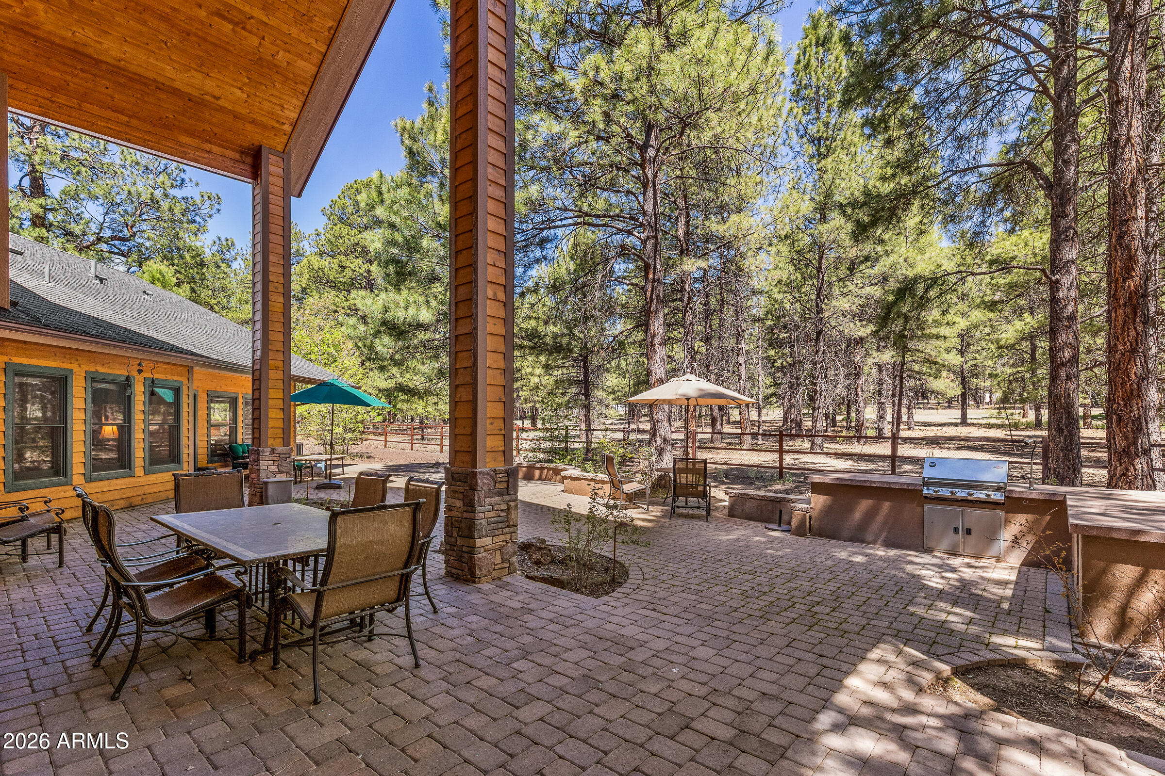 LOCKETT RANCHES - Residential