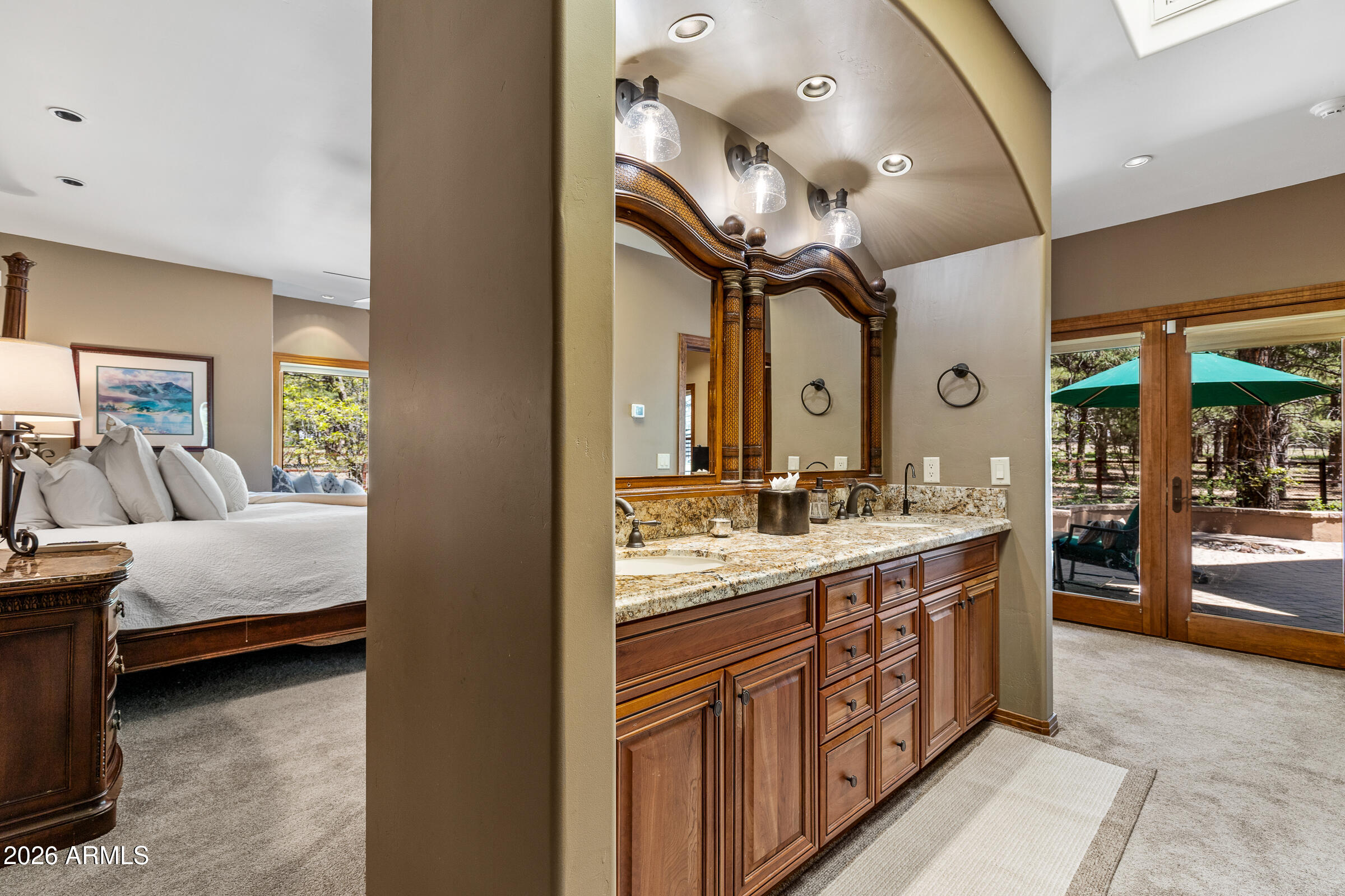 LOCKETT RANCHES - Residential