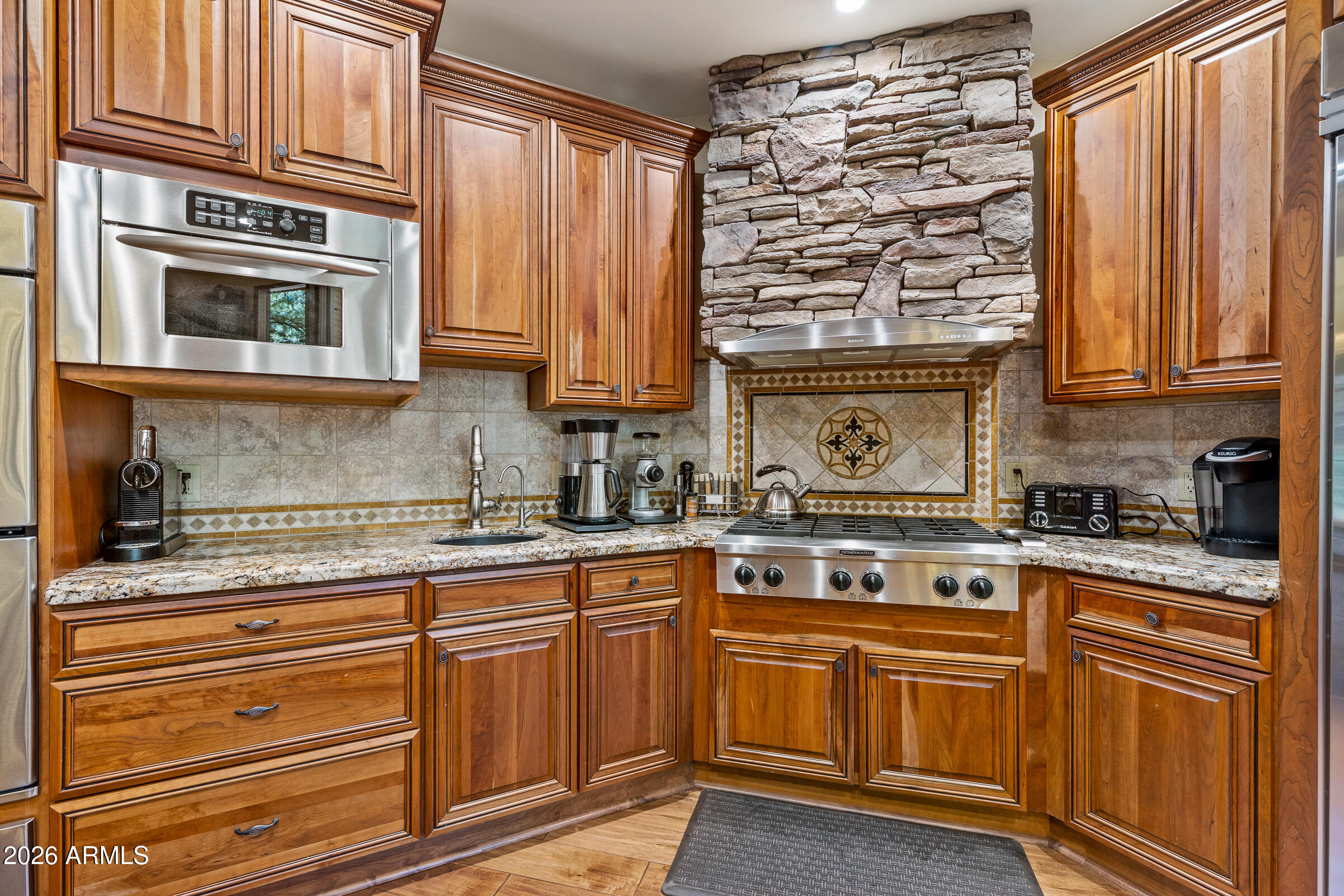 LOCKETT RANCHES - Residential