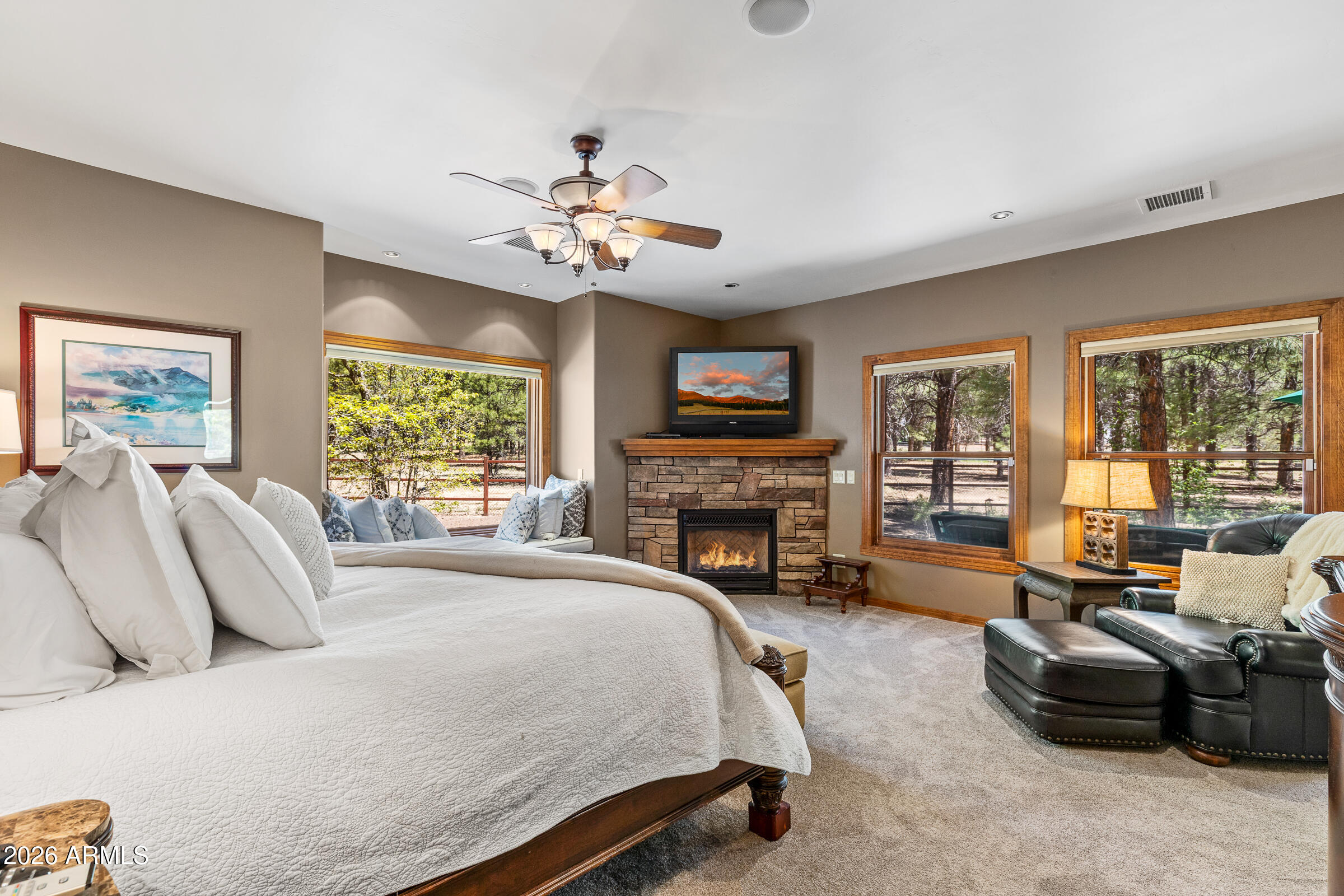 LOCKETT RANCHES - Residential