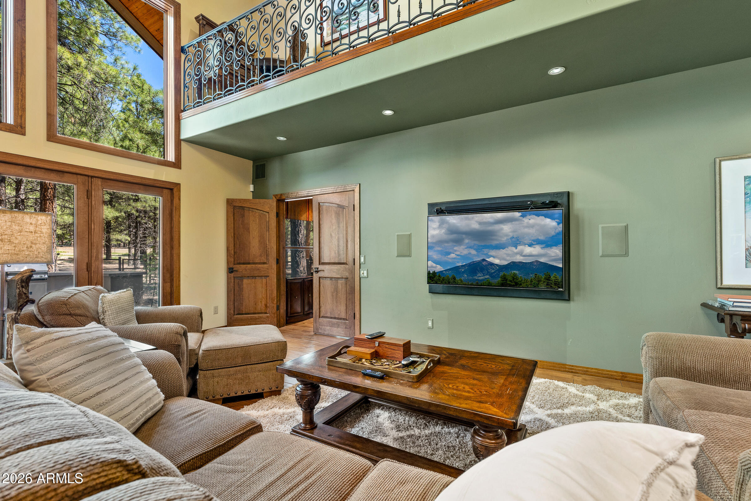 LOCKETT RANCHES - Residential