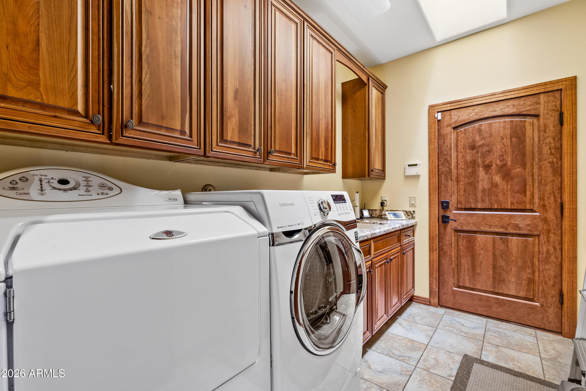 LOCKETT RANCHES - Residential
