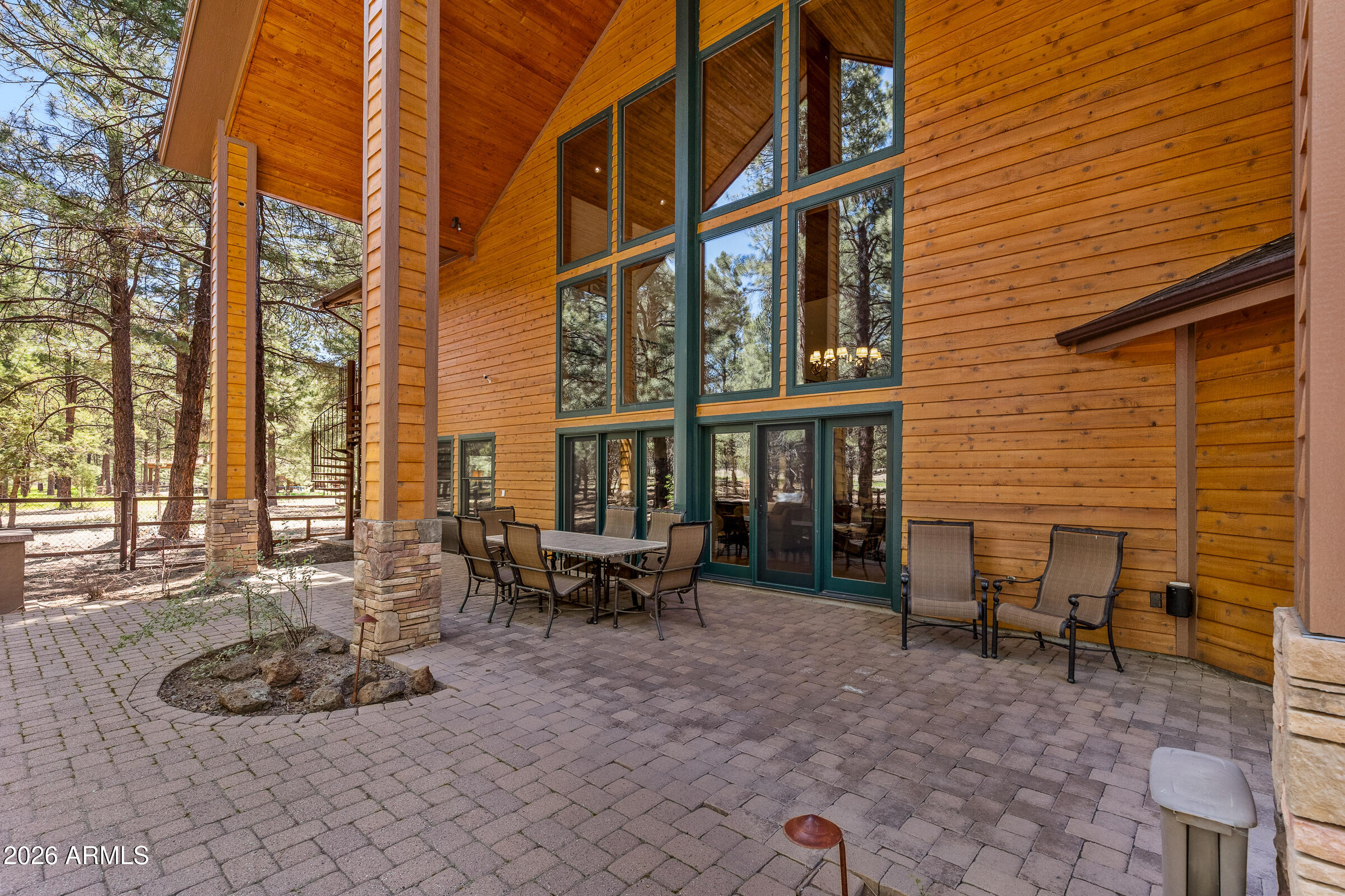 LOCKETT RANCHES - Residential