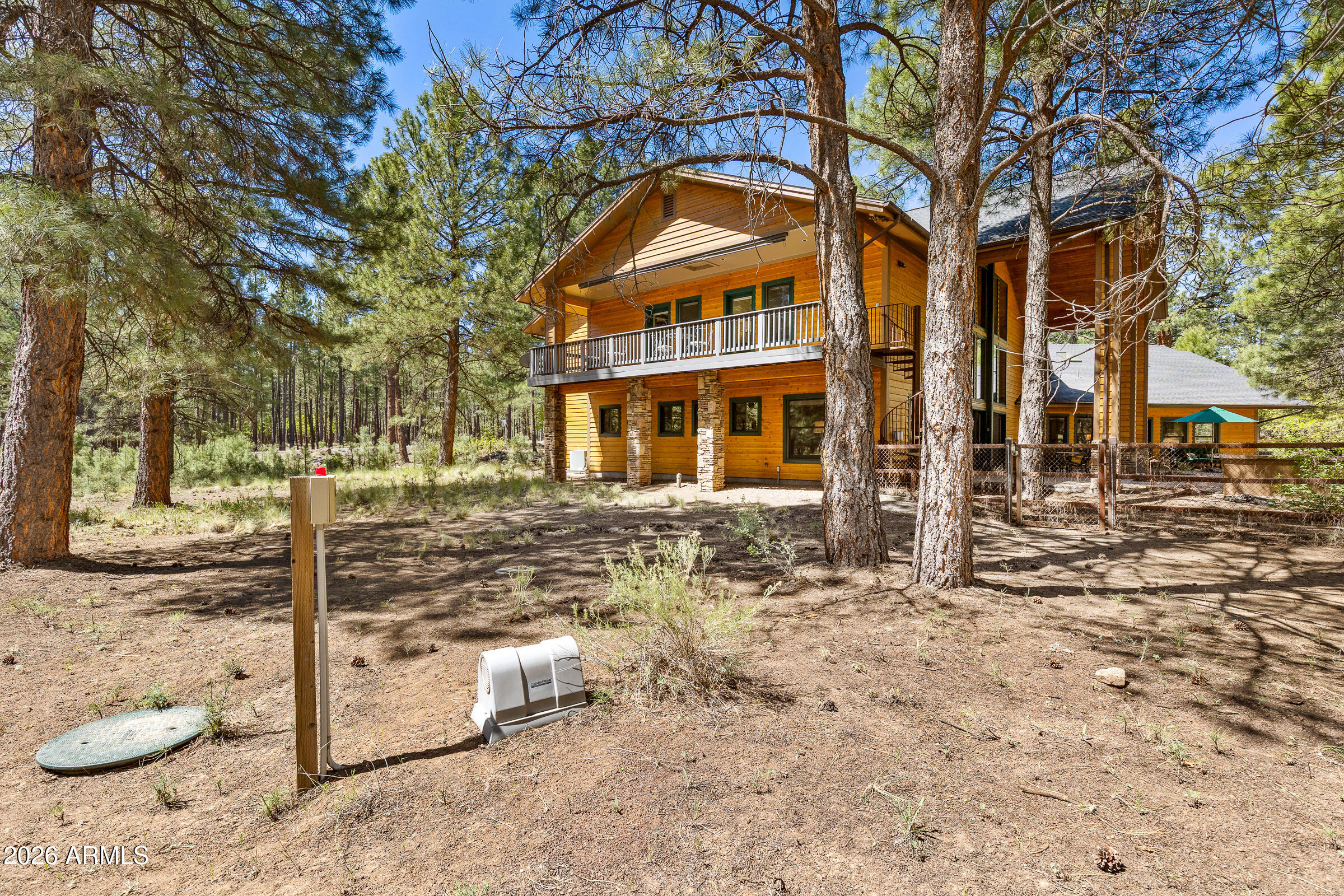 LOCKETT RANCHES - Residential