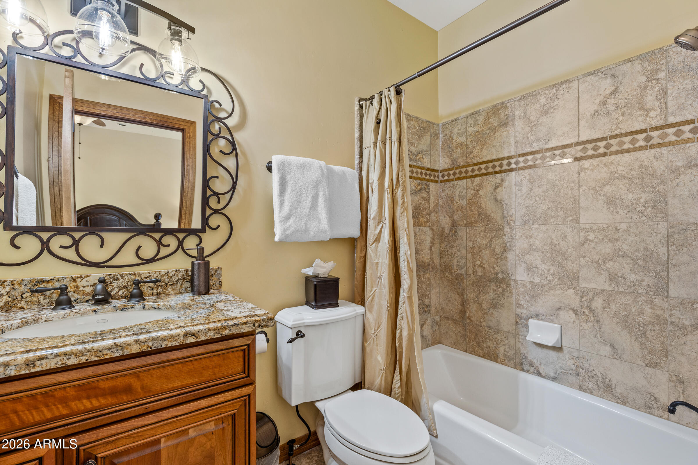 LOCKETT RANCHES - Residential