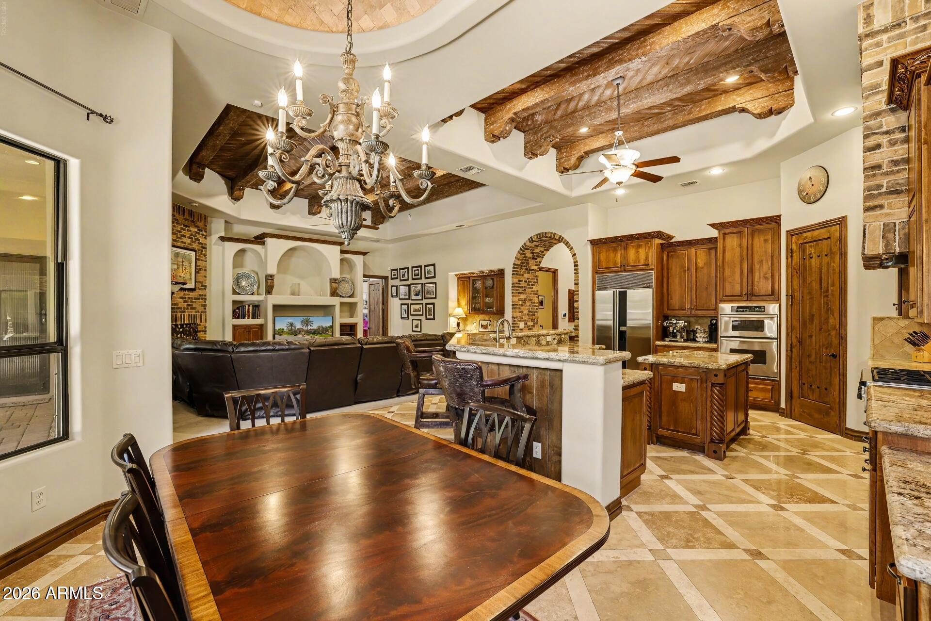 VISTA ESTANCIA - Residential