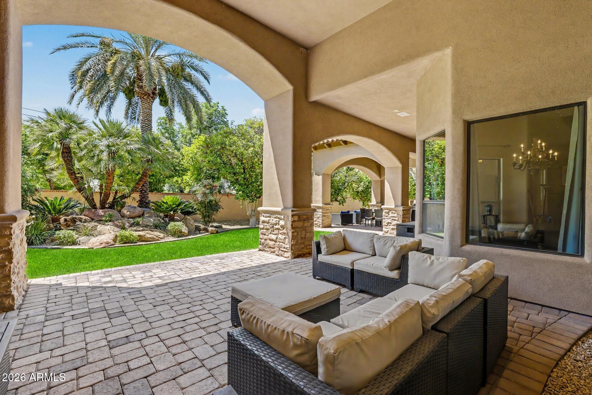 VISTA ESTANCIA - Residential