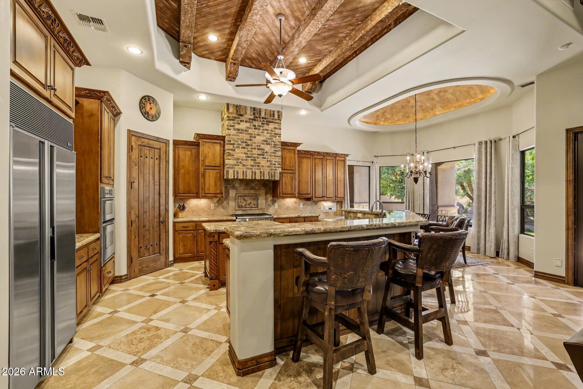 VISTA ESTANCIA - Residential