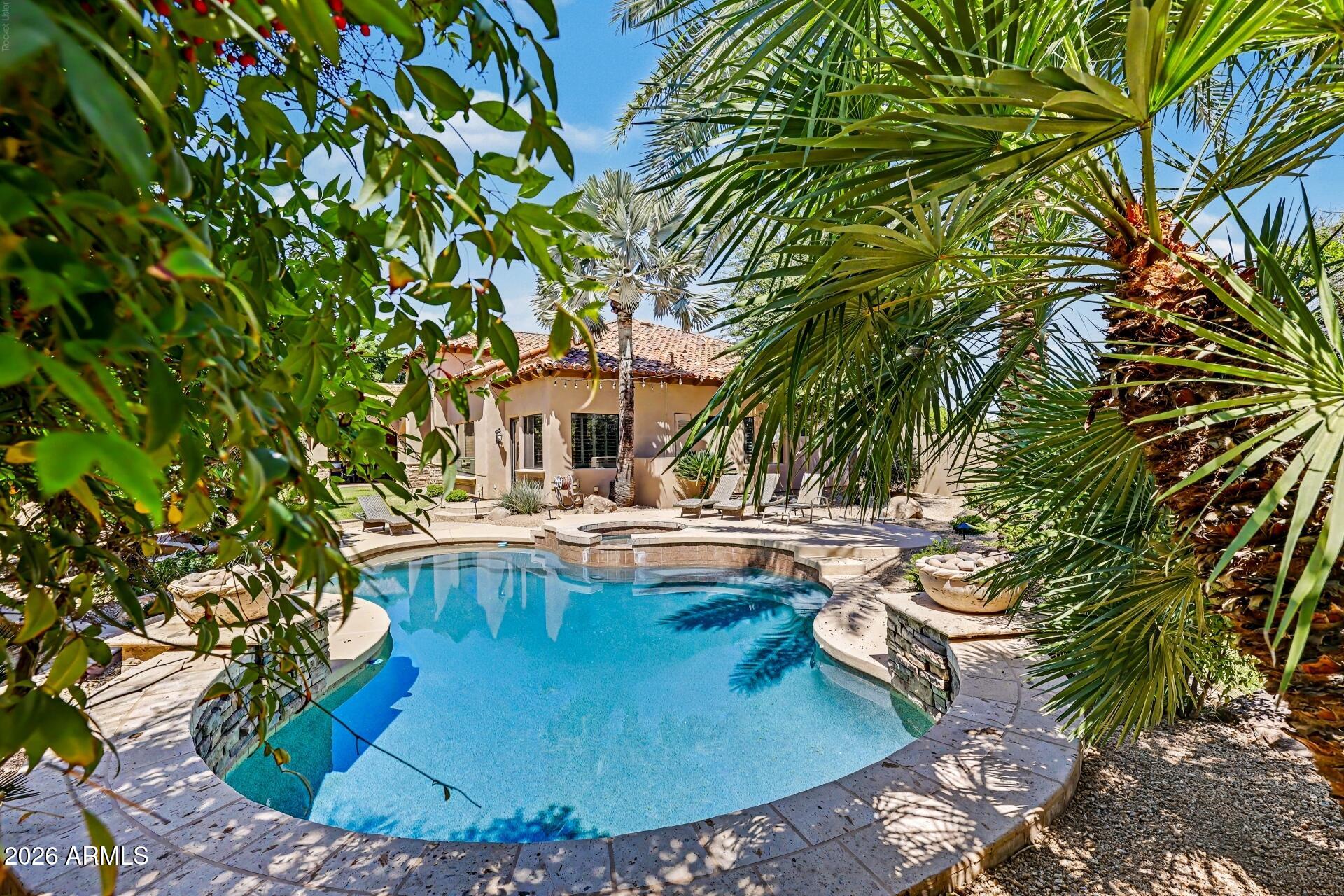 VISTA ESTANCIA - Residential