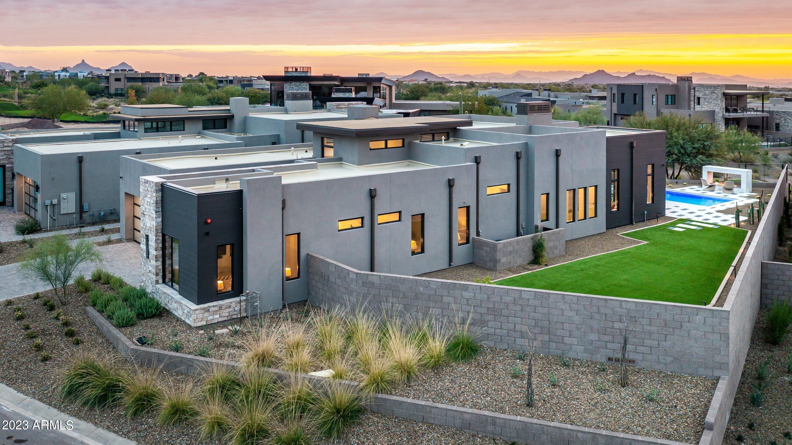 DESERT MOUNTAIN - Residential