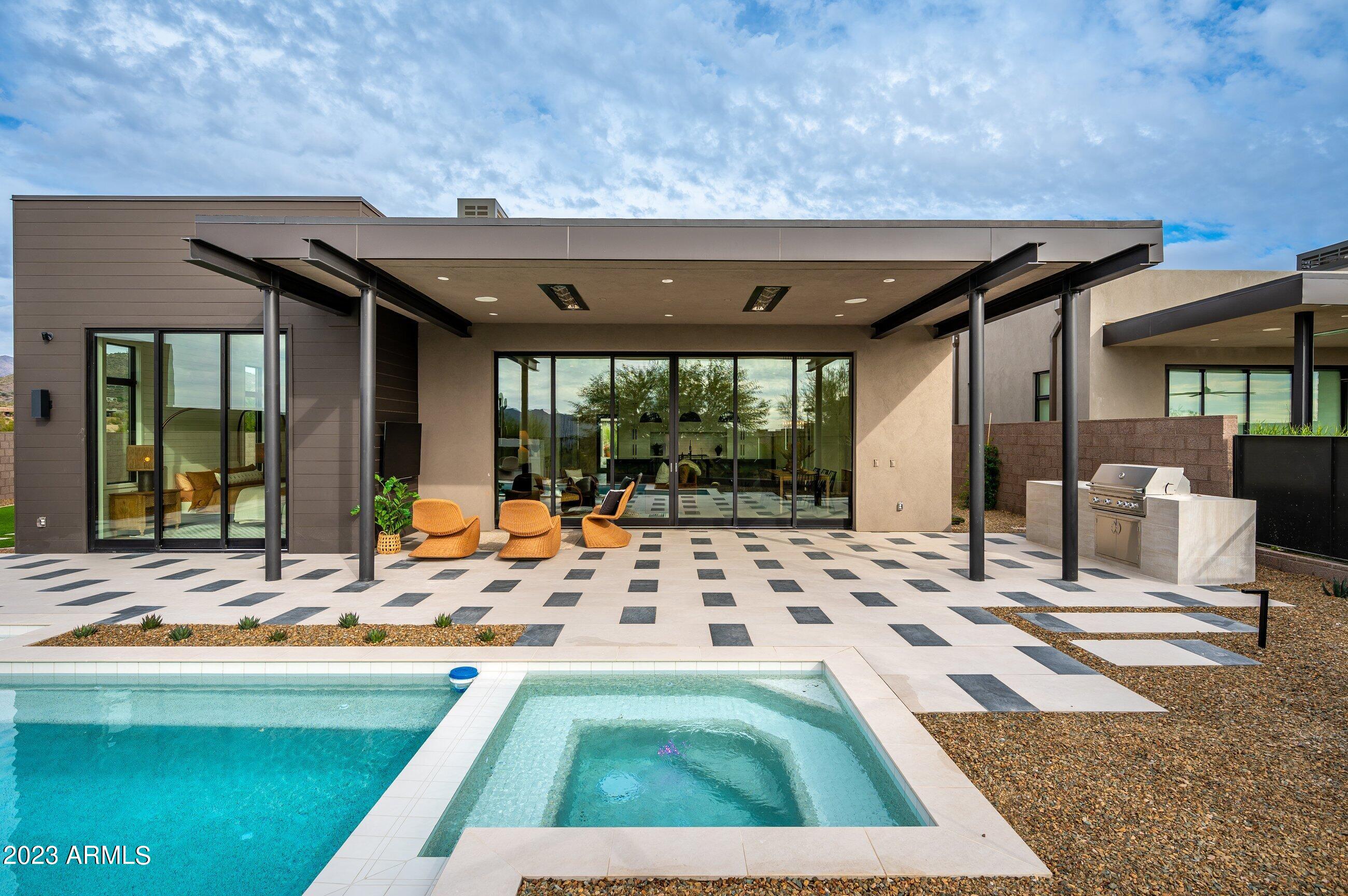 DESERT MOUNTAIN - Residential