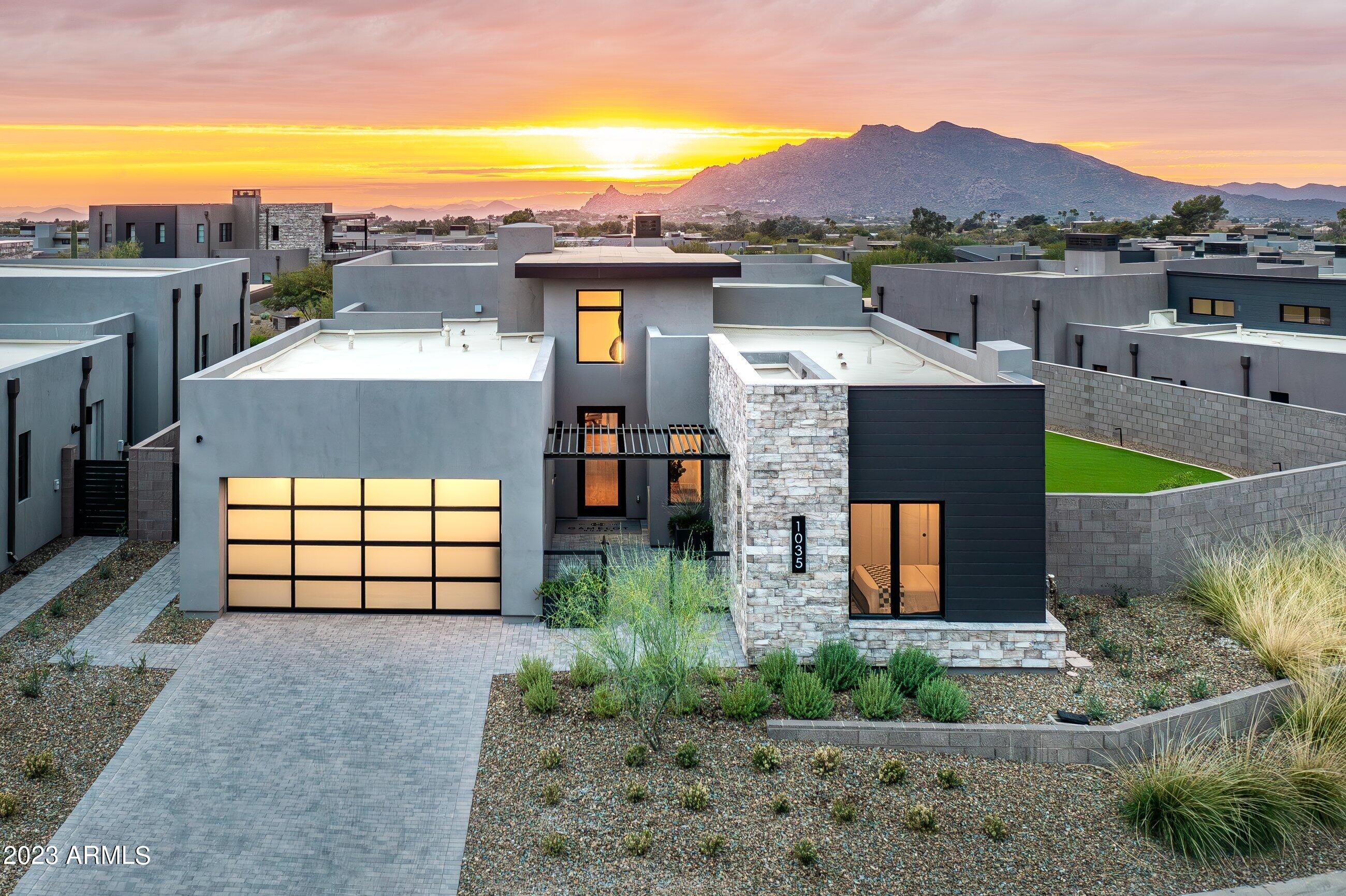 DESERT MOUNTAIN - Residential