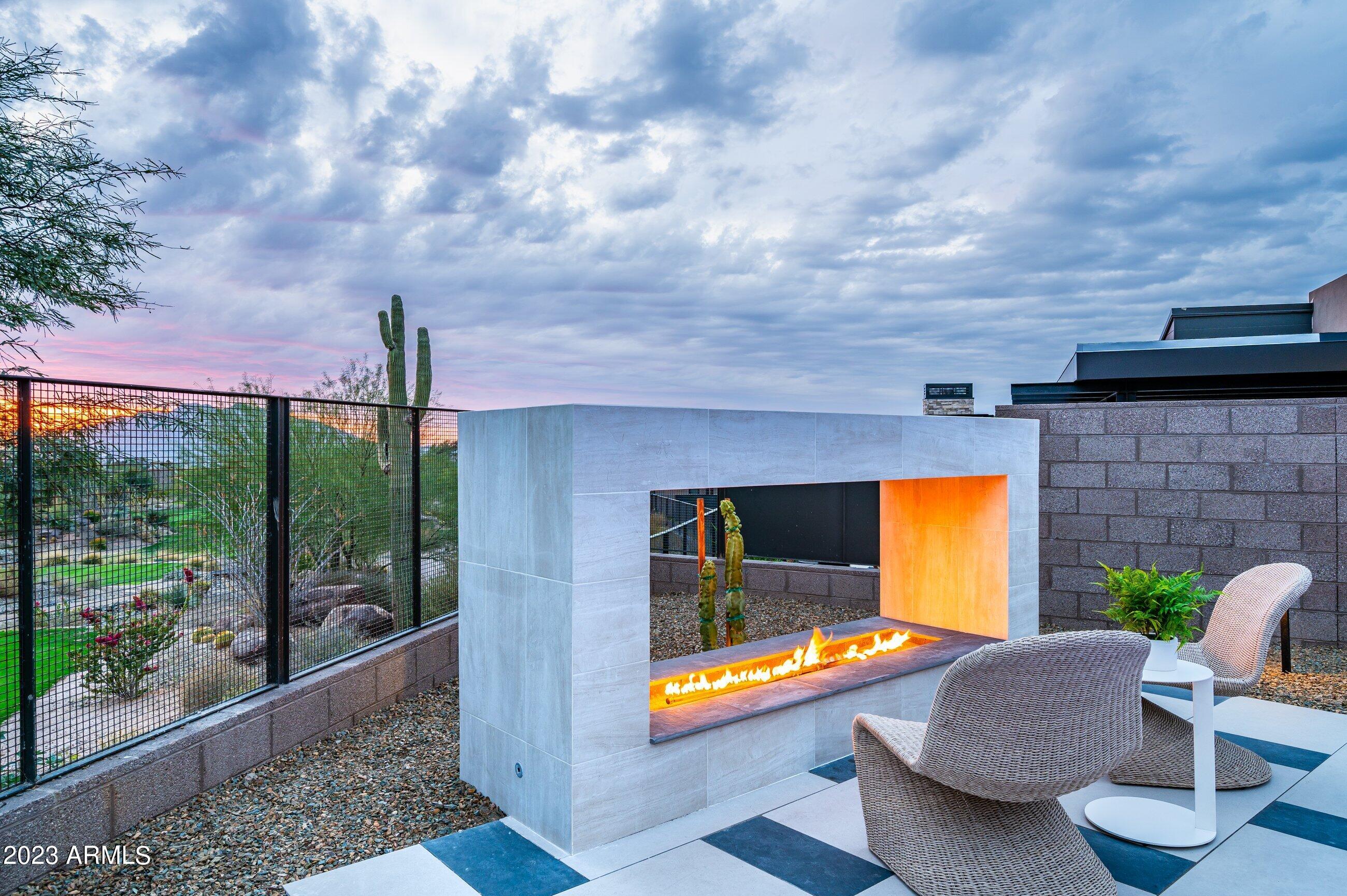 DESERT MOUNTAIN - Residential