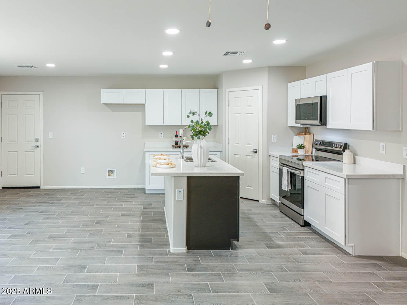 ARIZONA CITY UNIT ONE - Residential