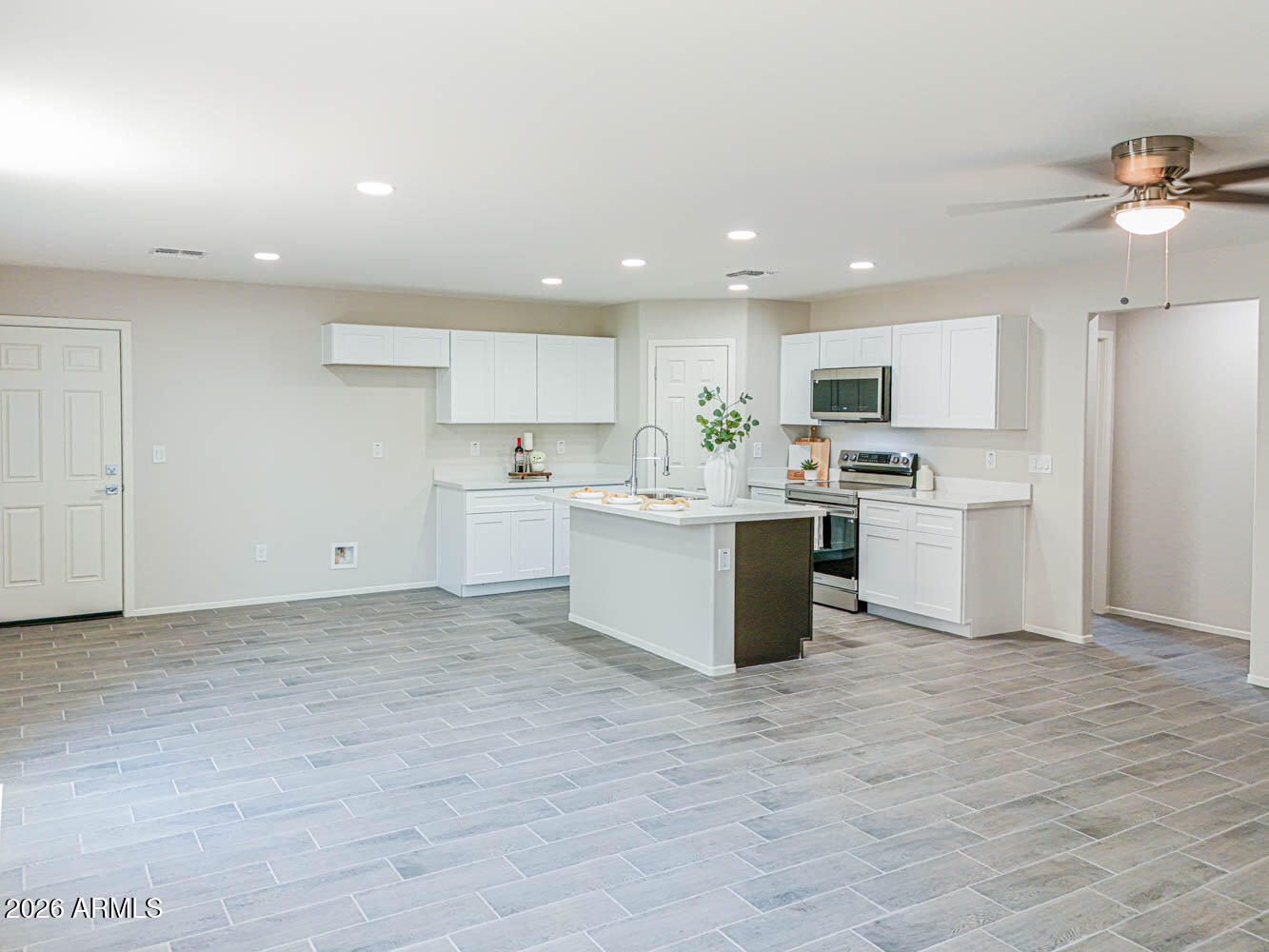 ARIZONA CITY UNIT ONE - Residential