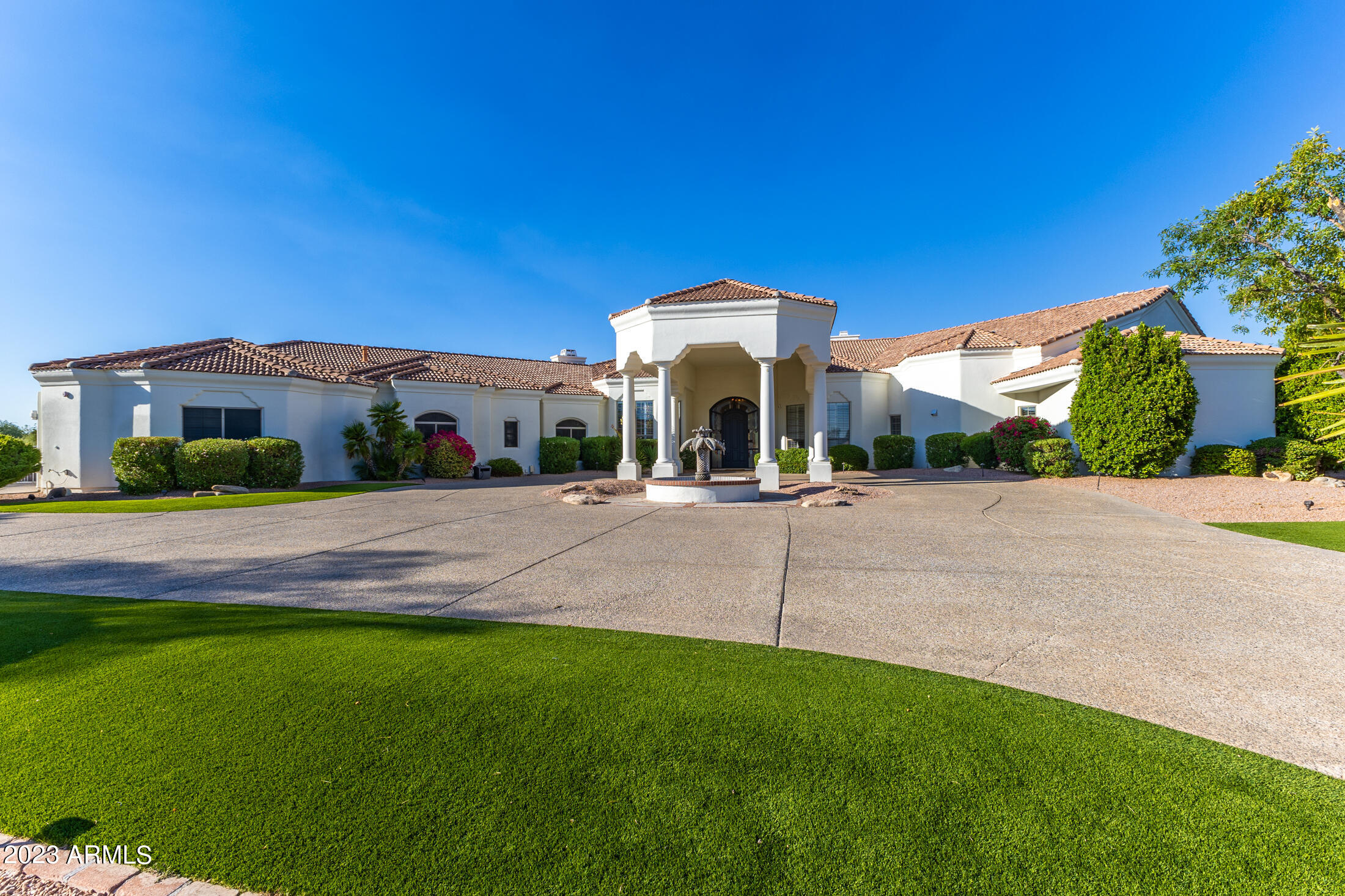 MONTAGNA VISTAS - Residential
