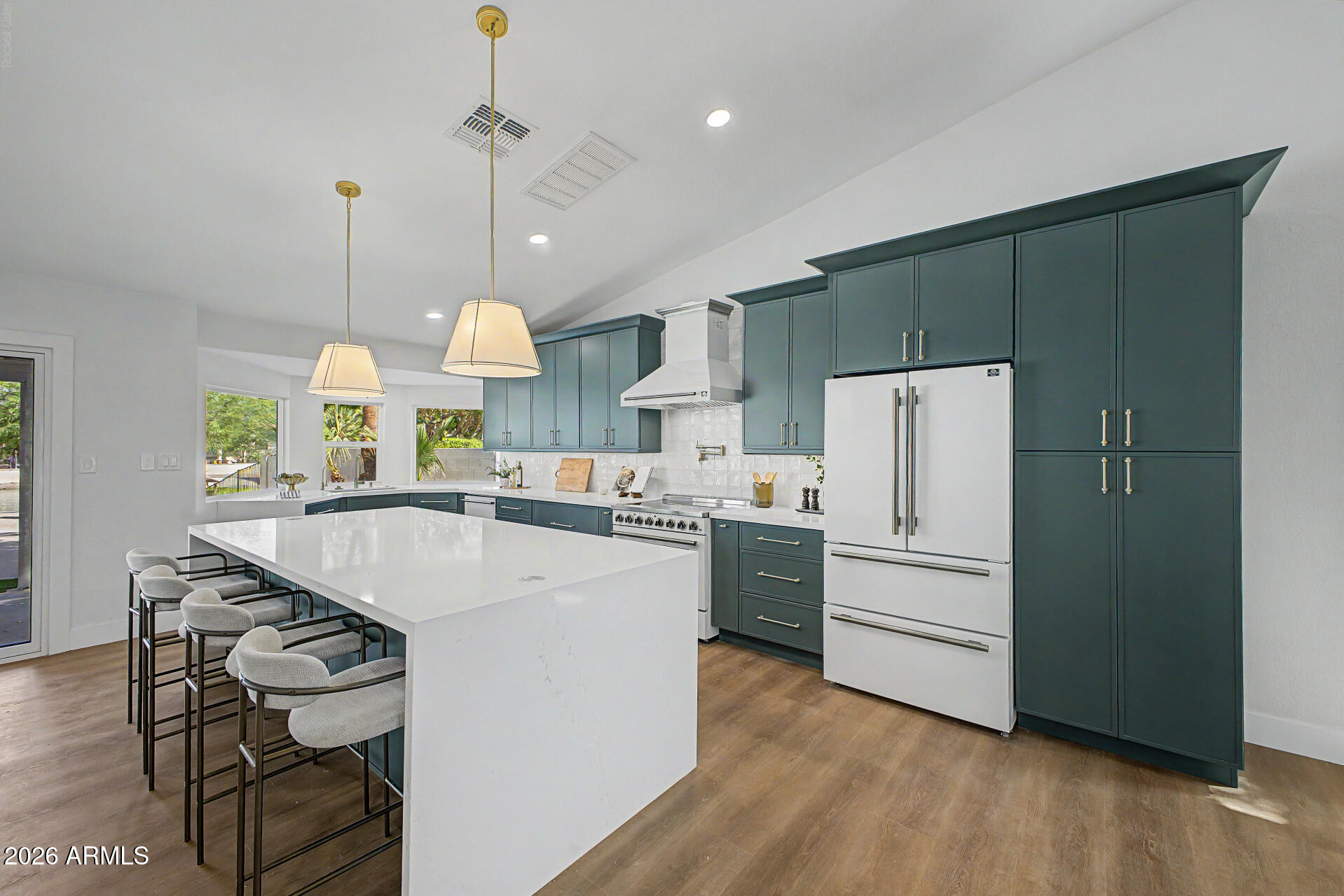 LAGUNA SHORES AMD - Residential