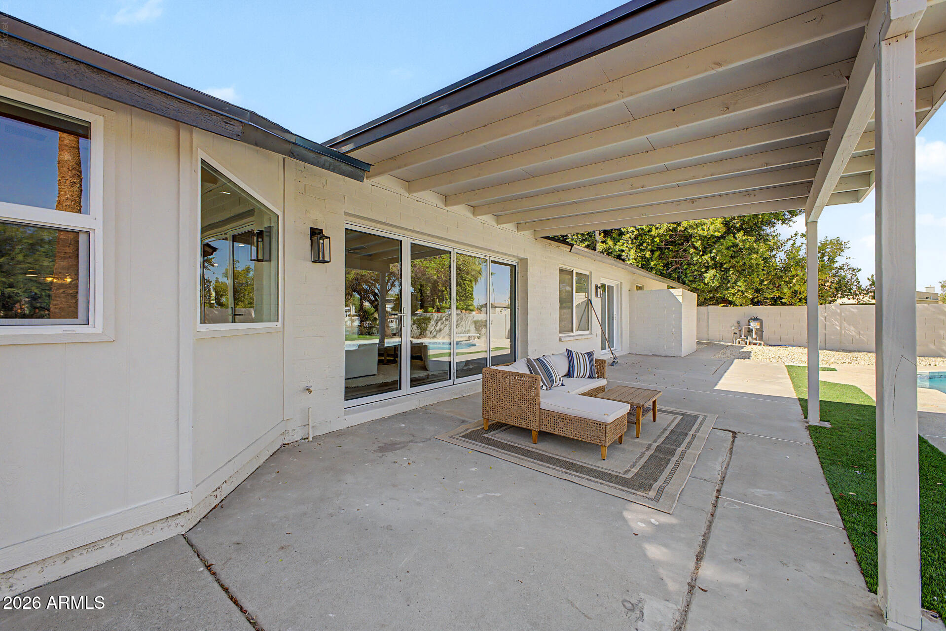 LAGUNA SHORES AMD - Residential
