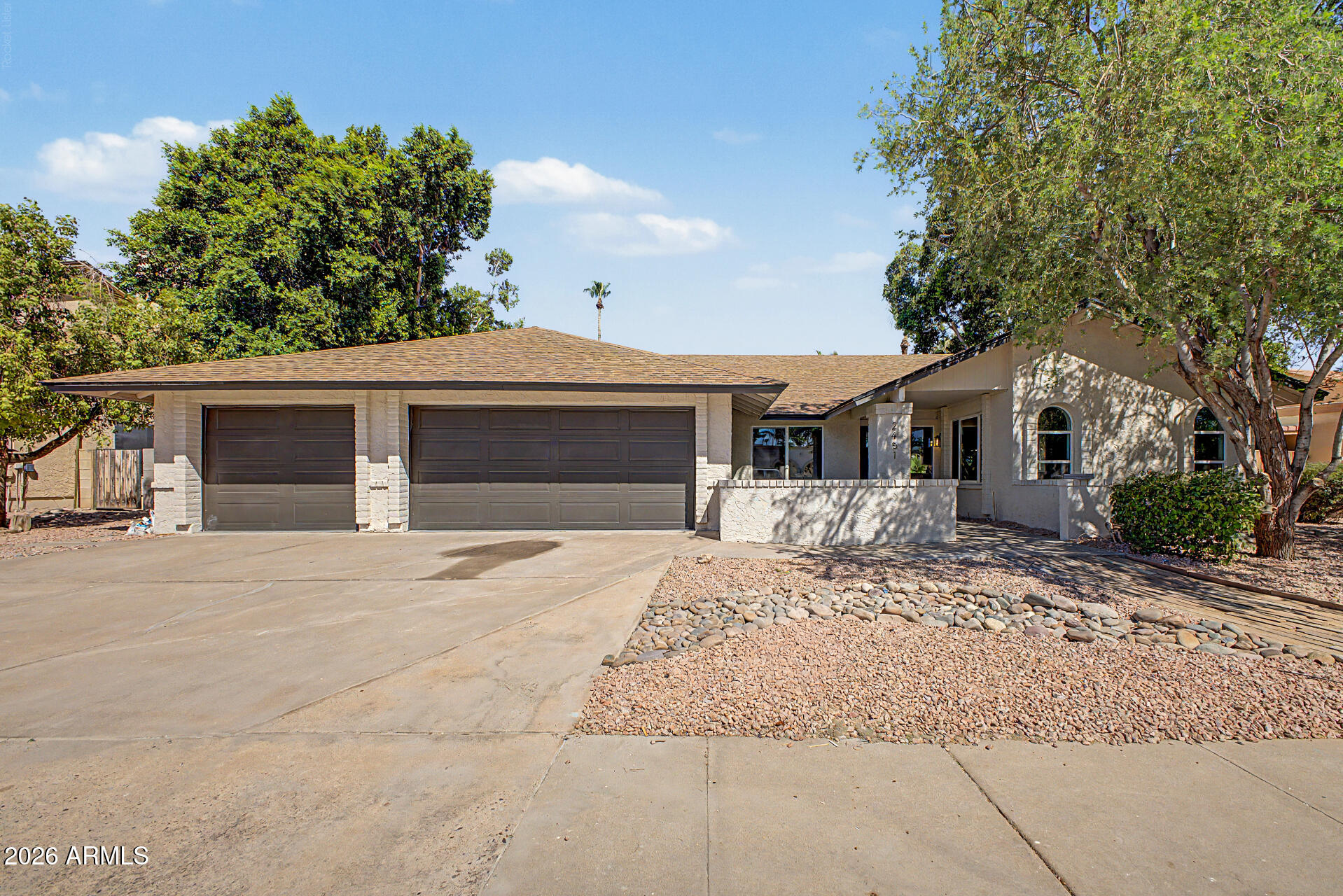 LAGUNA SHORES AMD - Residential