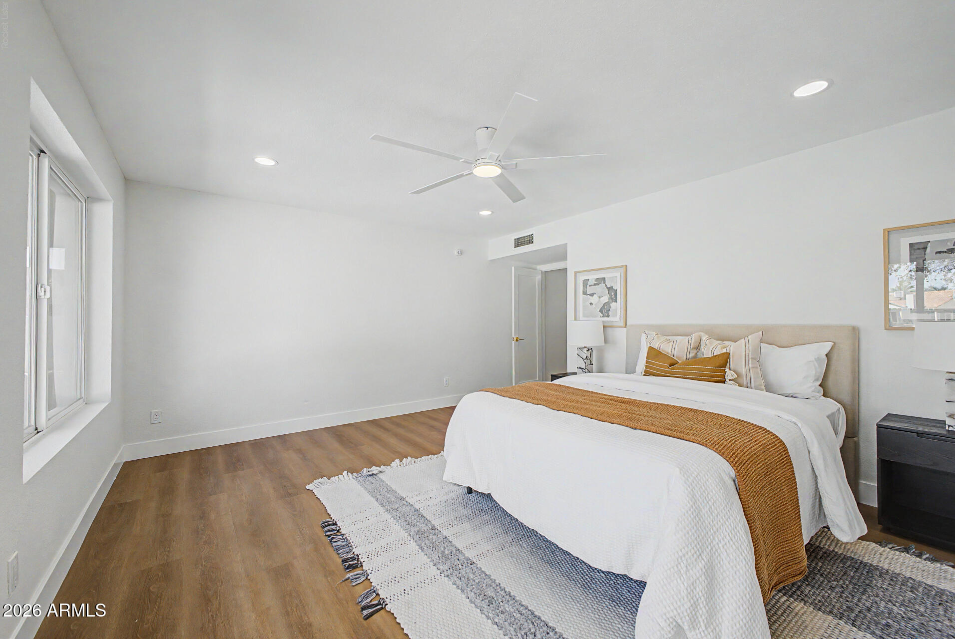 LAGUNA SHORES AMD - Residential