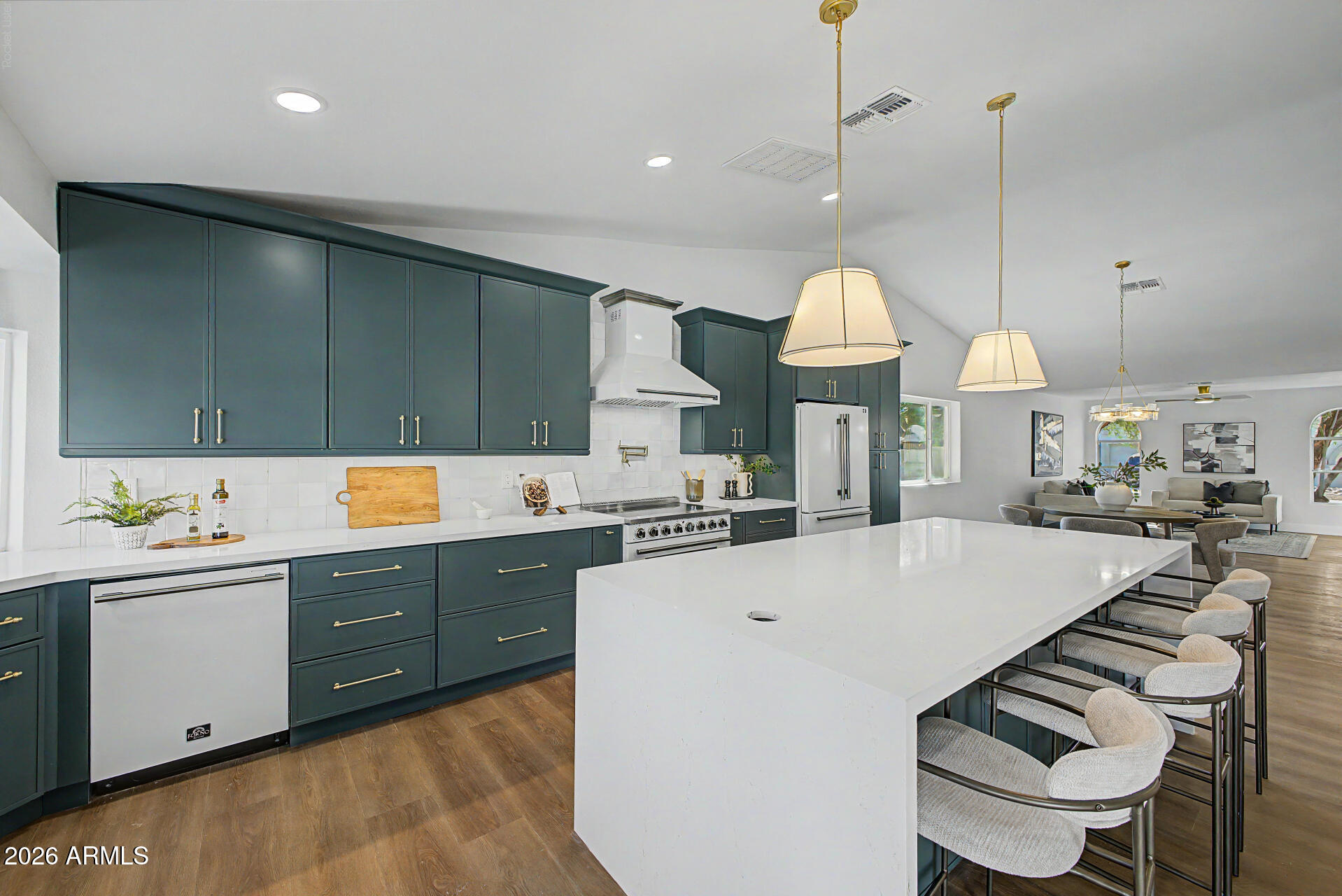 LAGUNA SHORES AMD - Residential