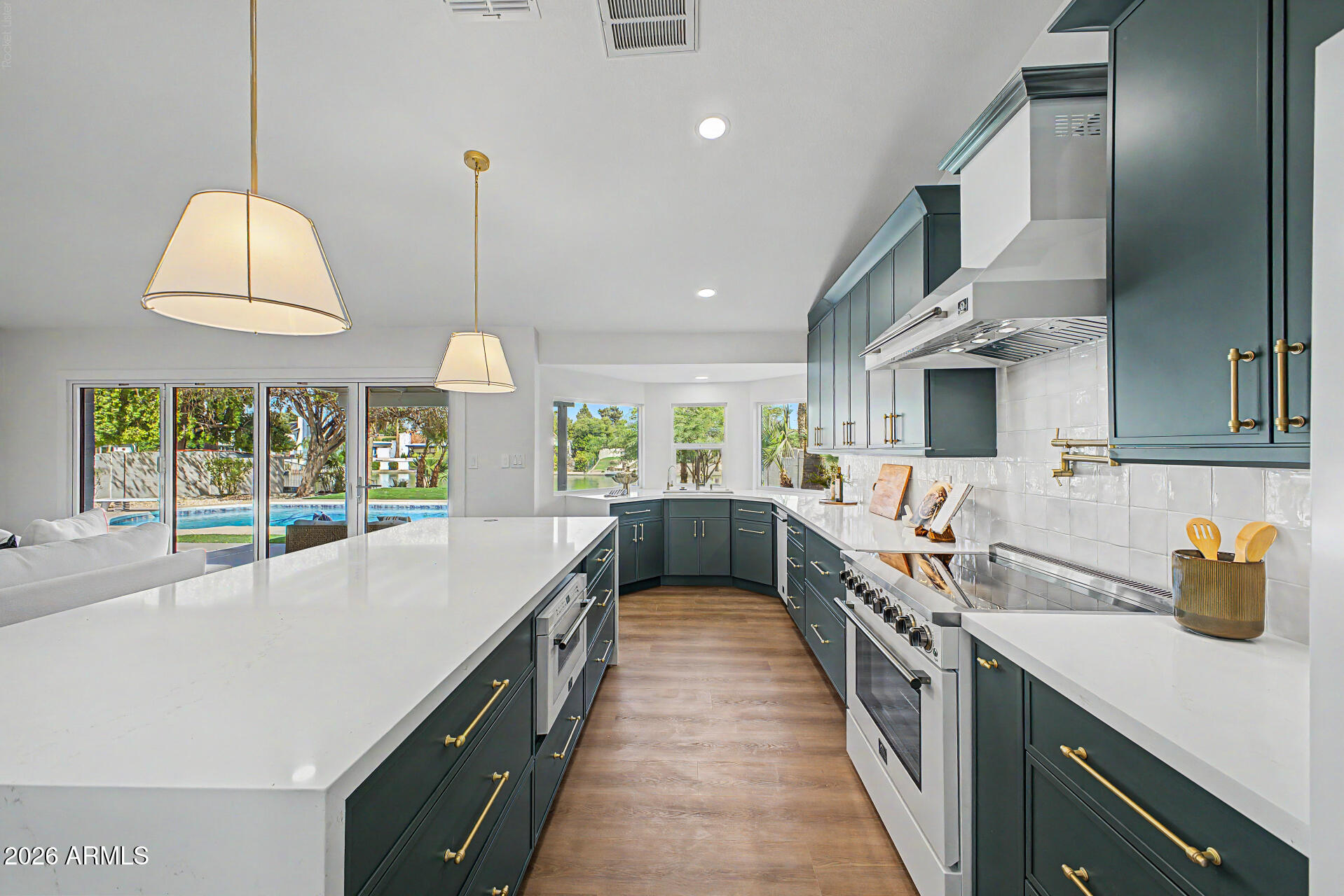 LAGUNA SHORES AMD - Residential