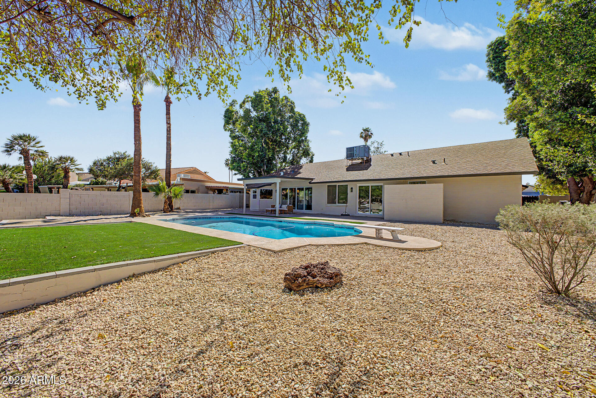 LAGUNA SHORES AMD - Residential