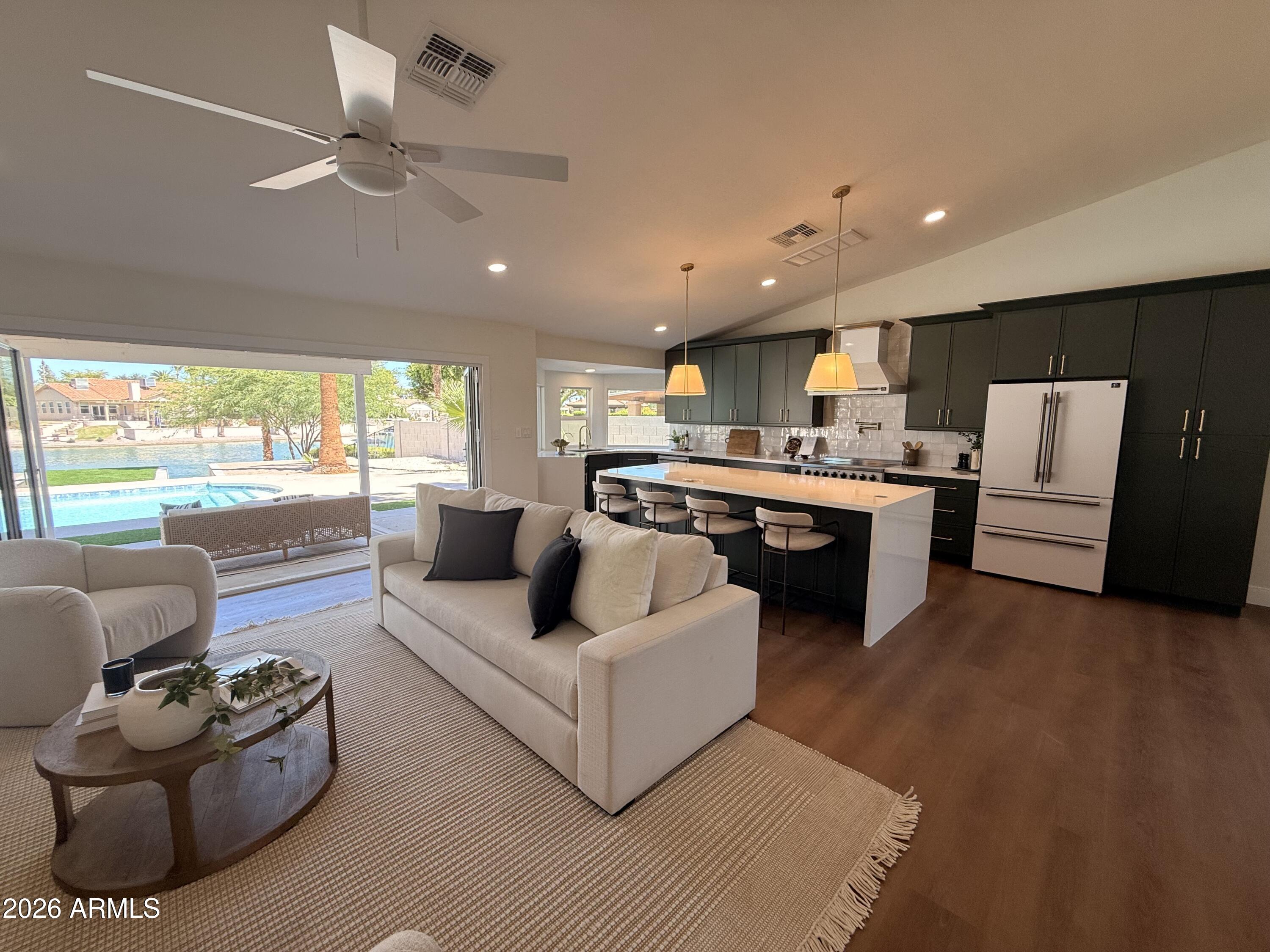 LAGUNA SHORES AMD - Residential
