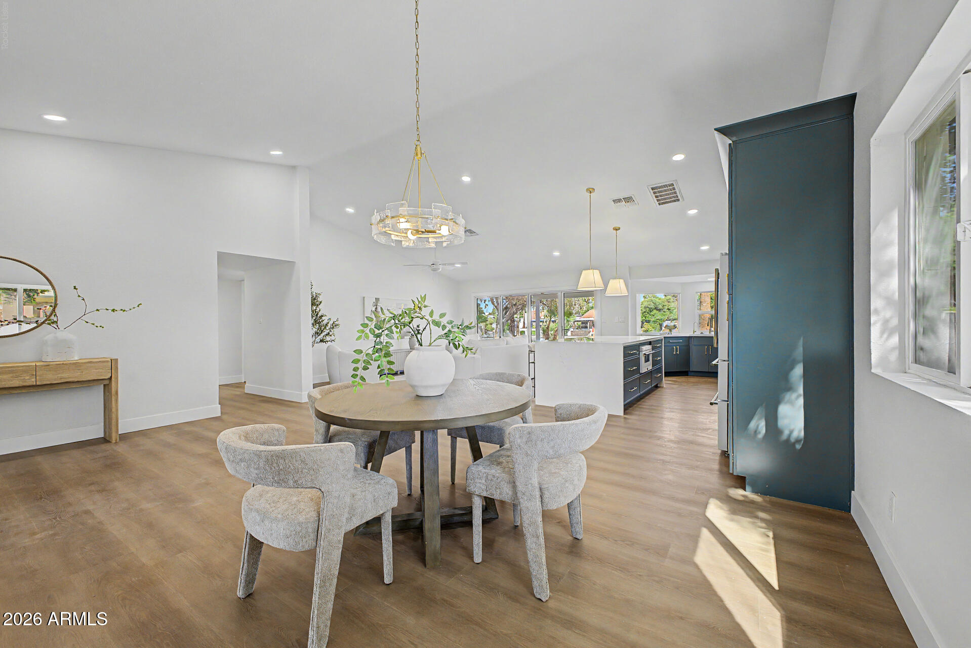 LAGUNA SHORES AMD - Residential