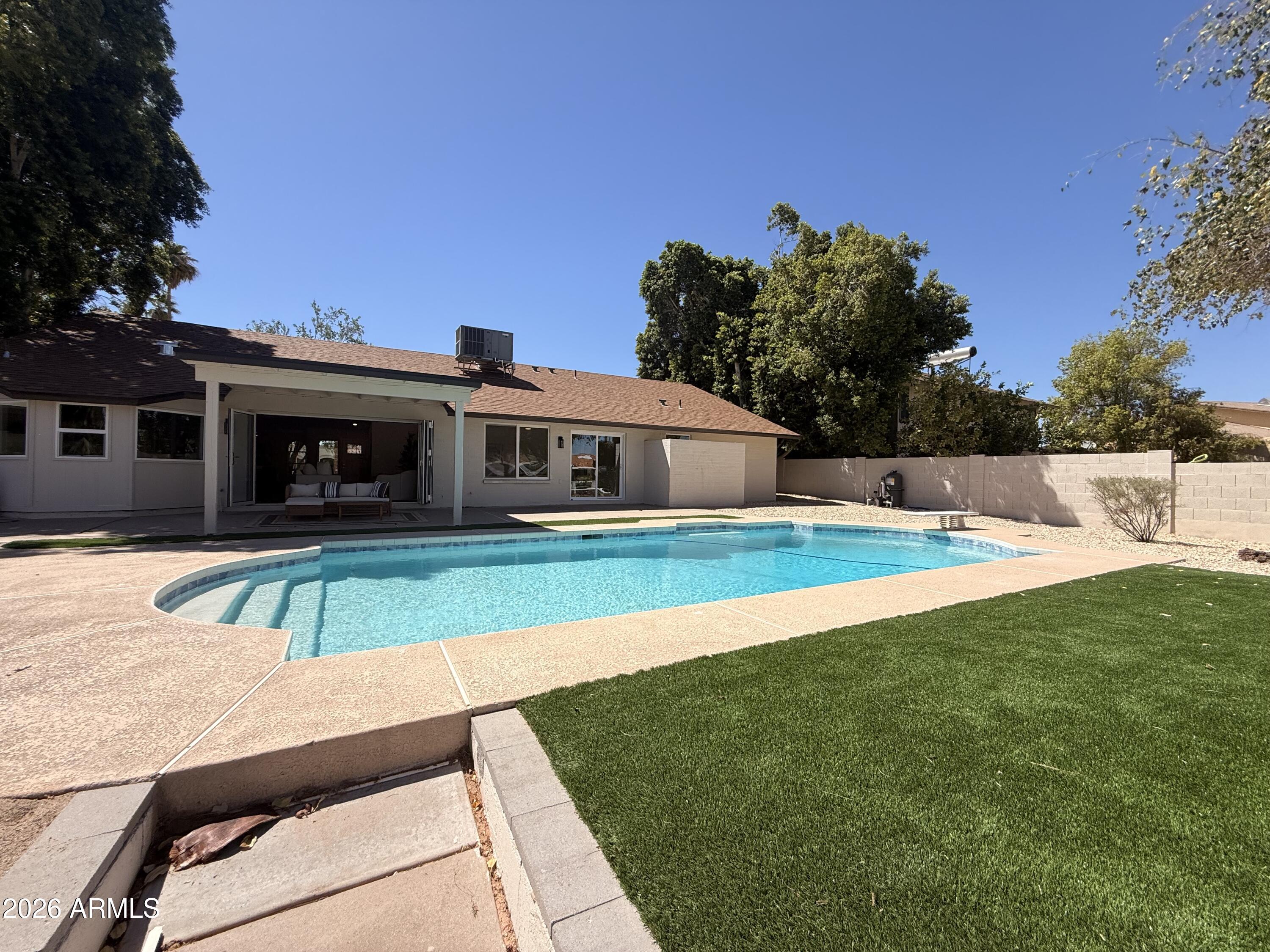 LAGUNA SHORES AMD - Residential