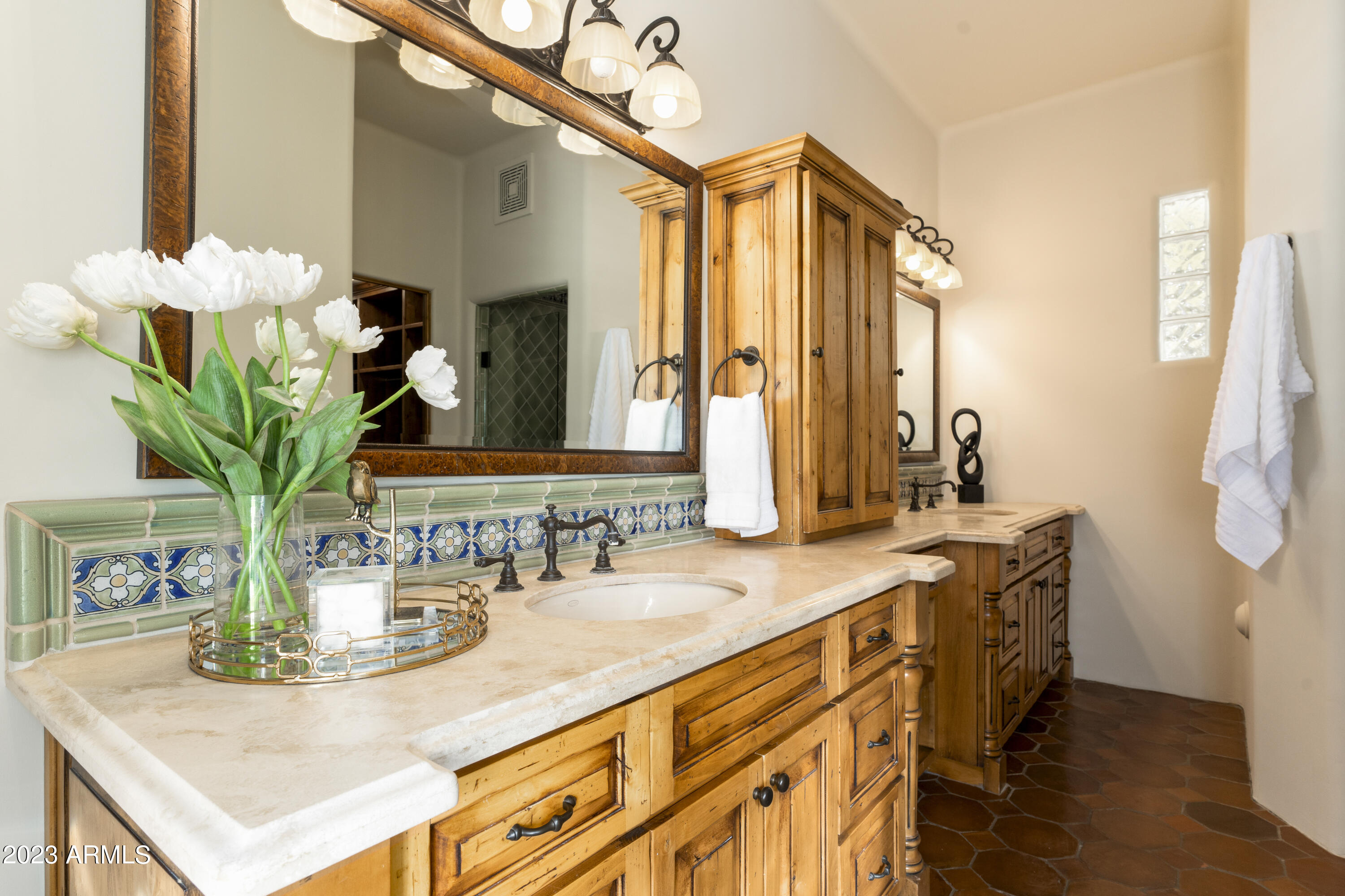 CAMELBACK COUNTRY ESTATES 6 - Residential