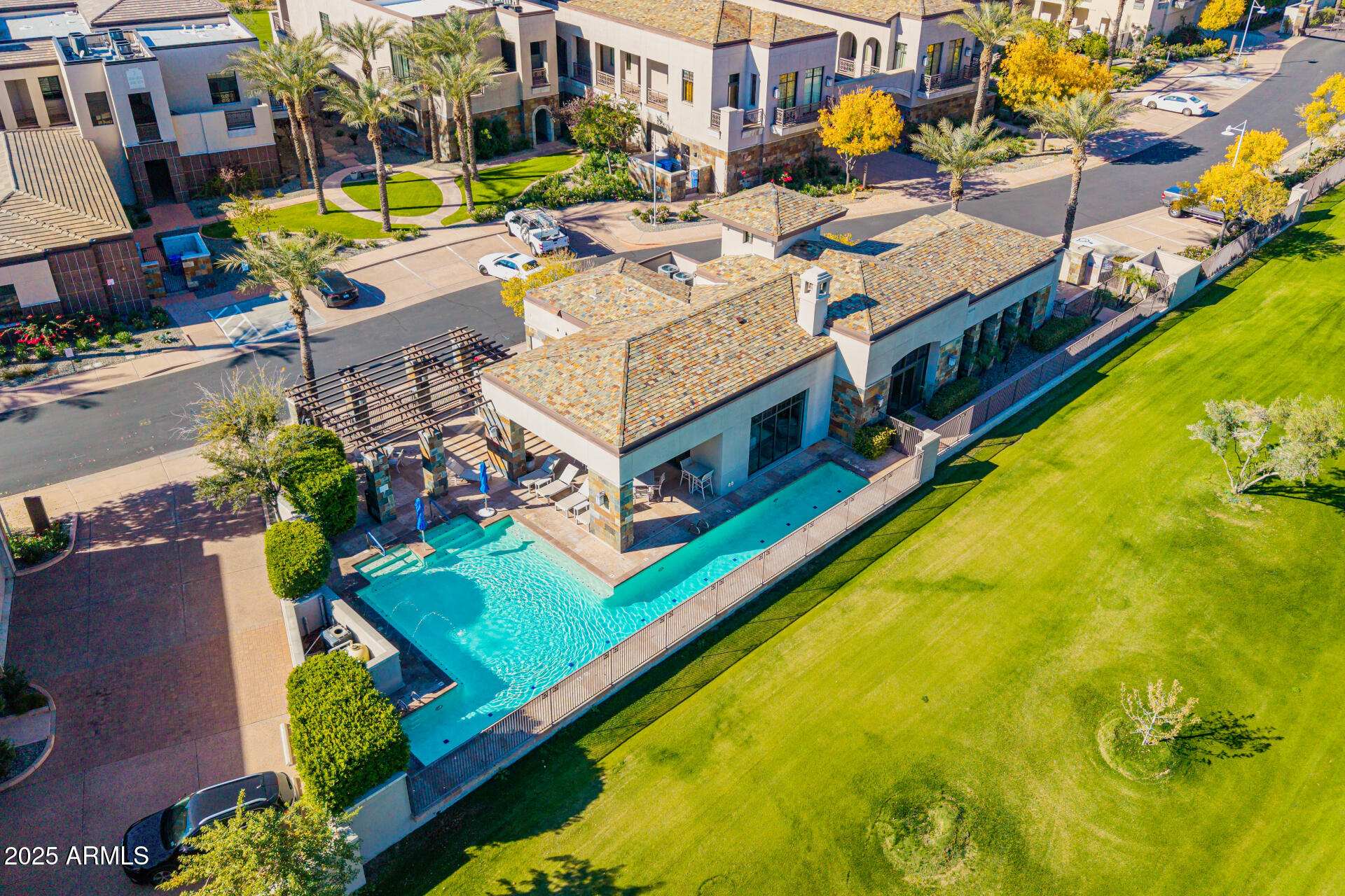 TWO BILTMORE ESTATES 2ND AMD - Residential