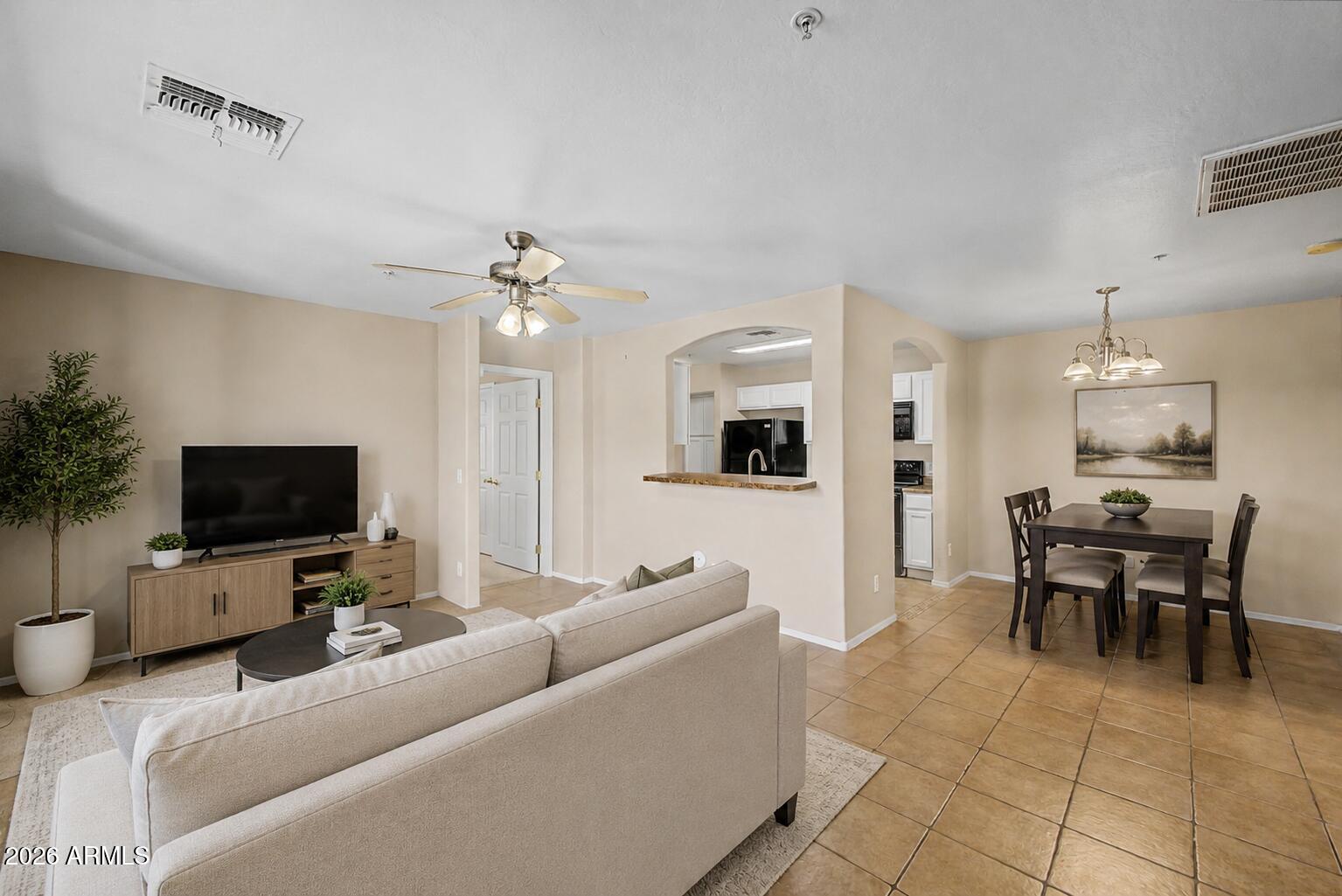 CASITAS MONTANA CONDOMINIUMS - Residential