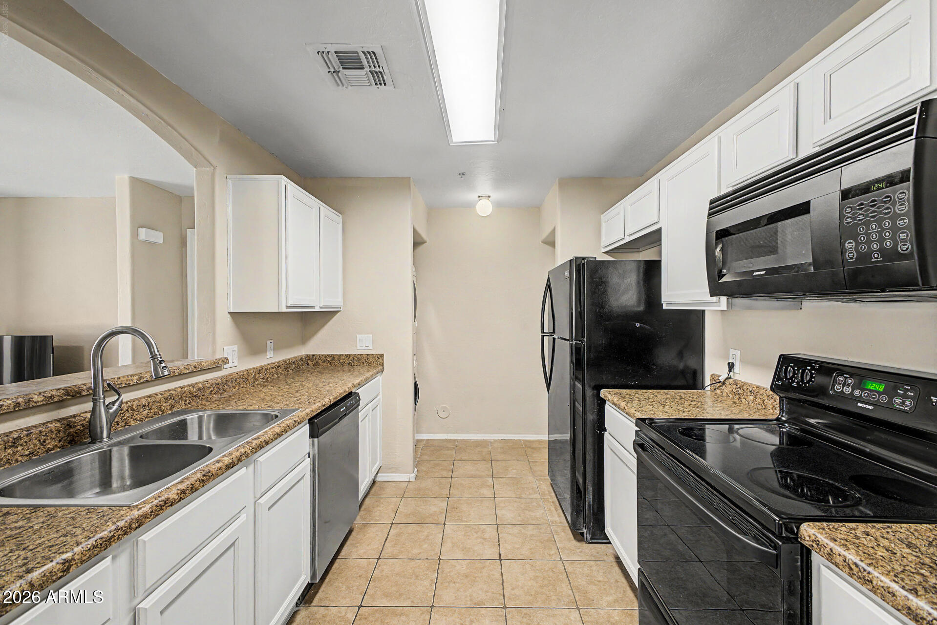 CASITAS MONTANA CONDOMINIUMS - Residential