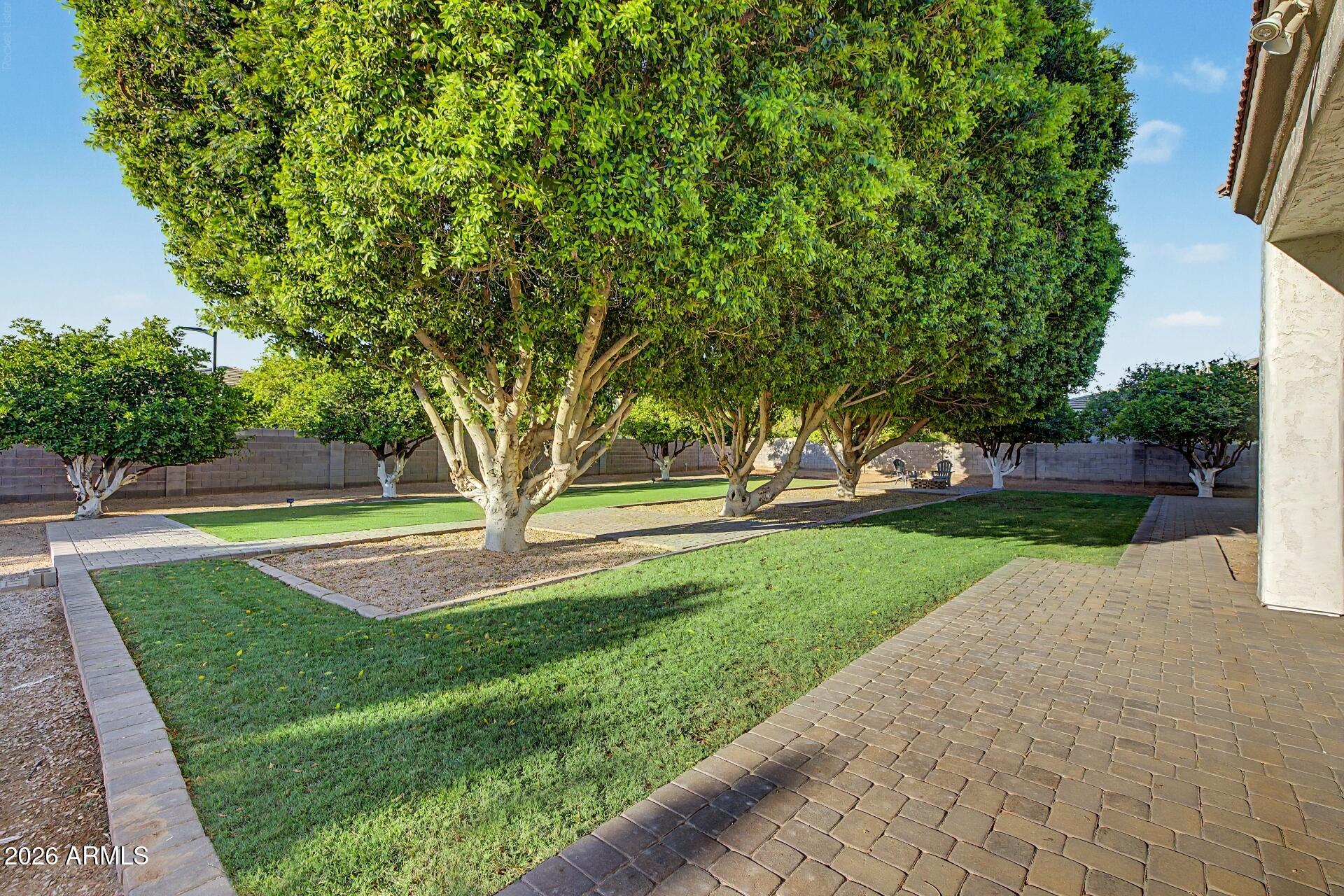 ARBOLEDA UNIT 1 - Residential