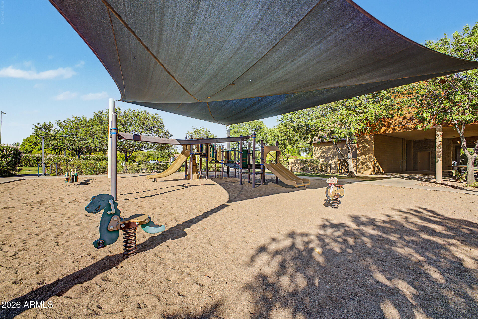 ARBOLEDA UNIT 1 - Residential