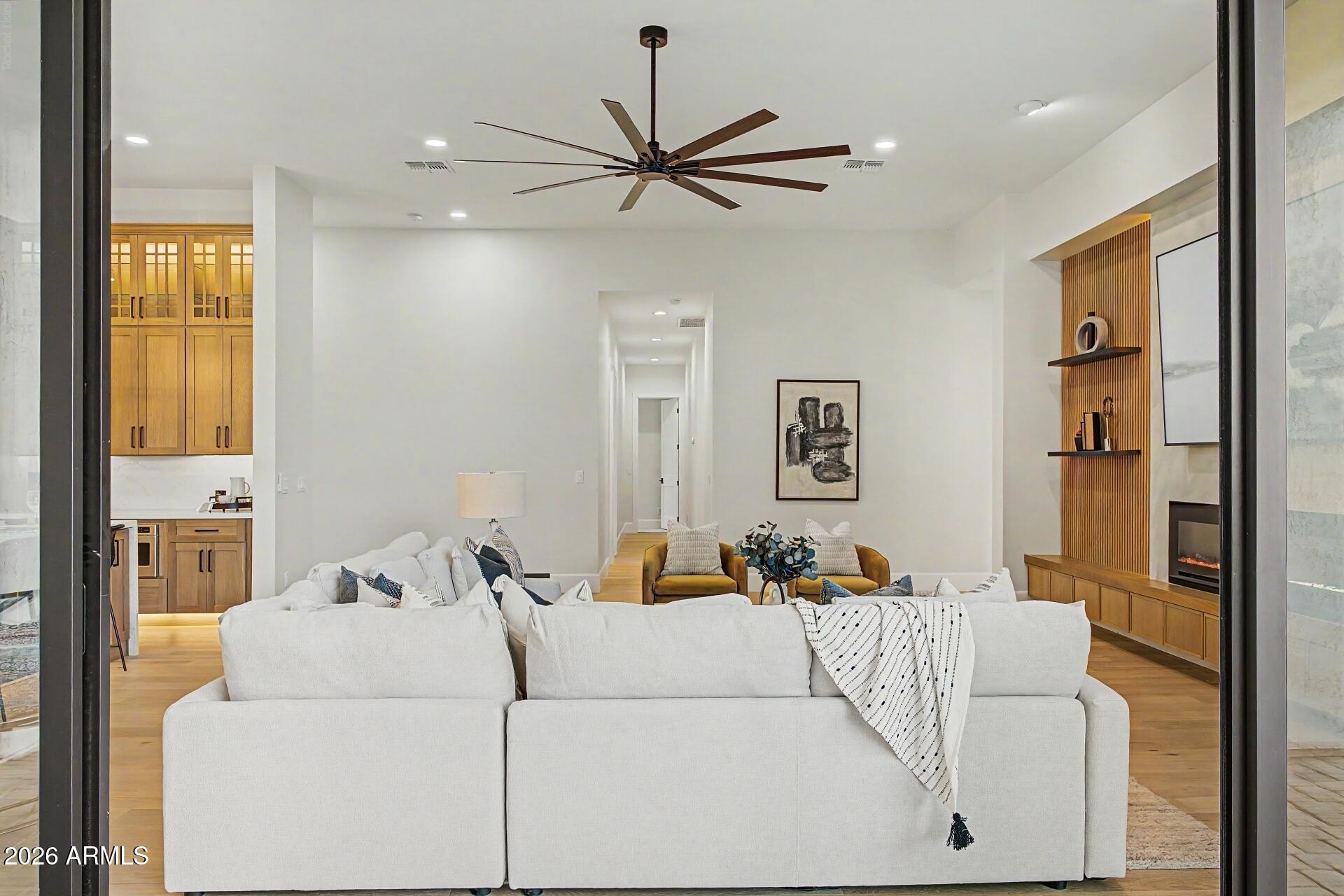 ARBOLEDA UNIT 1 - Residential
