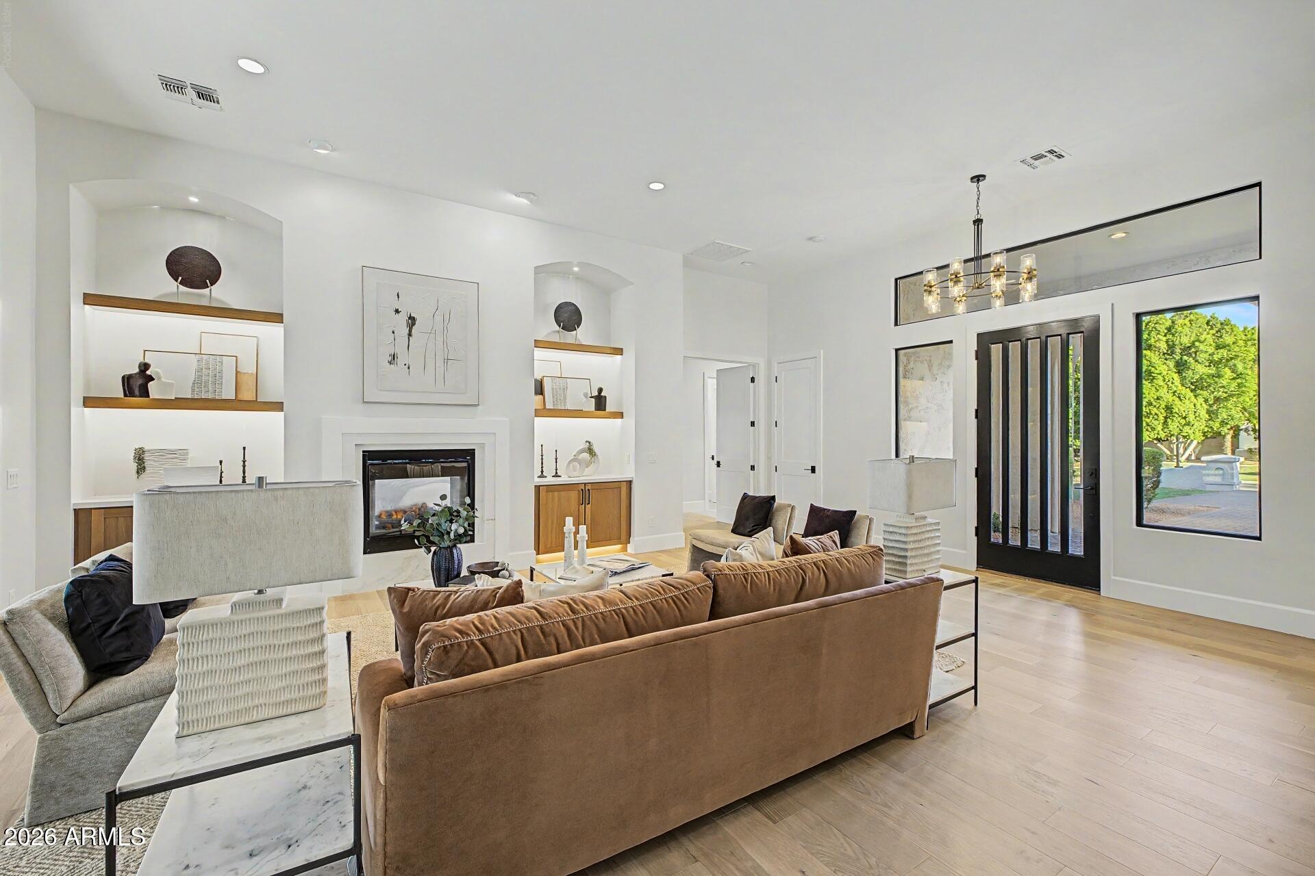 ARBOLEDA UNIT 1 - Residential