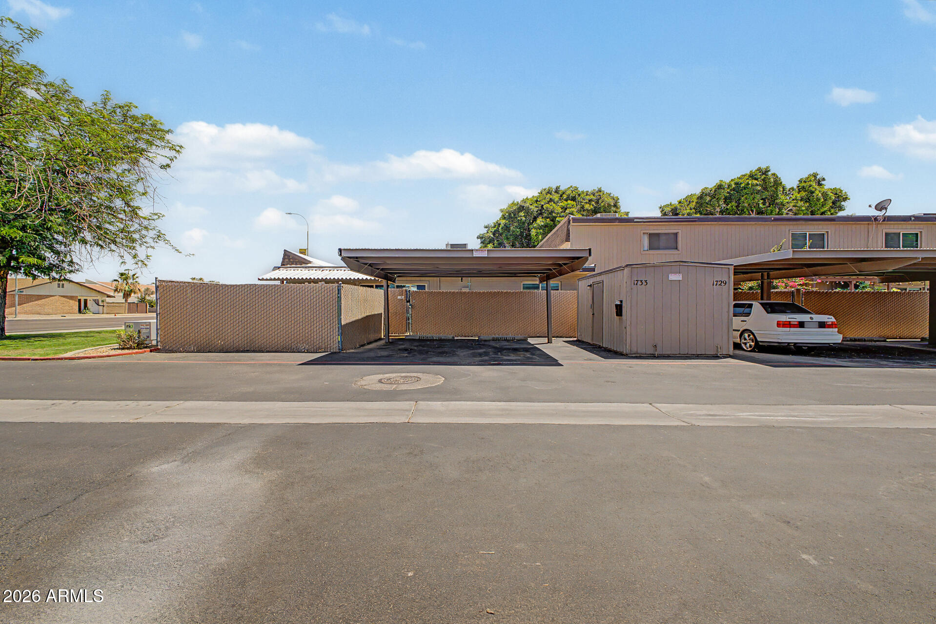PARK RIVIERA SOUTH 4 TOWNHOUSES - Residential