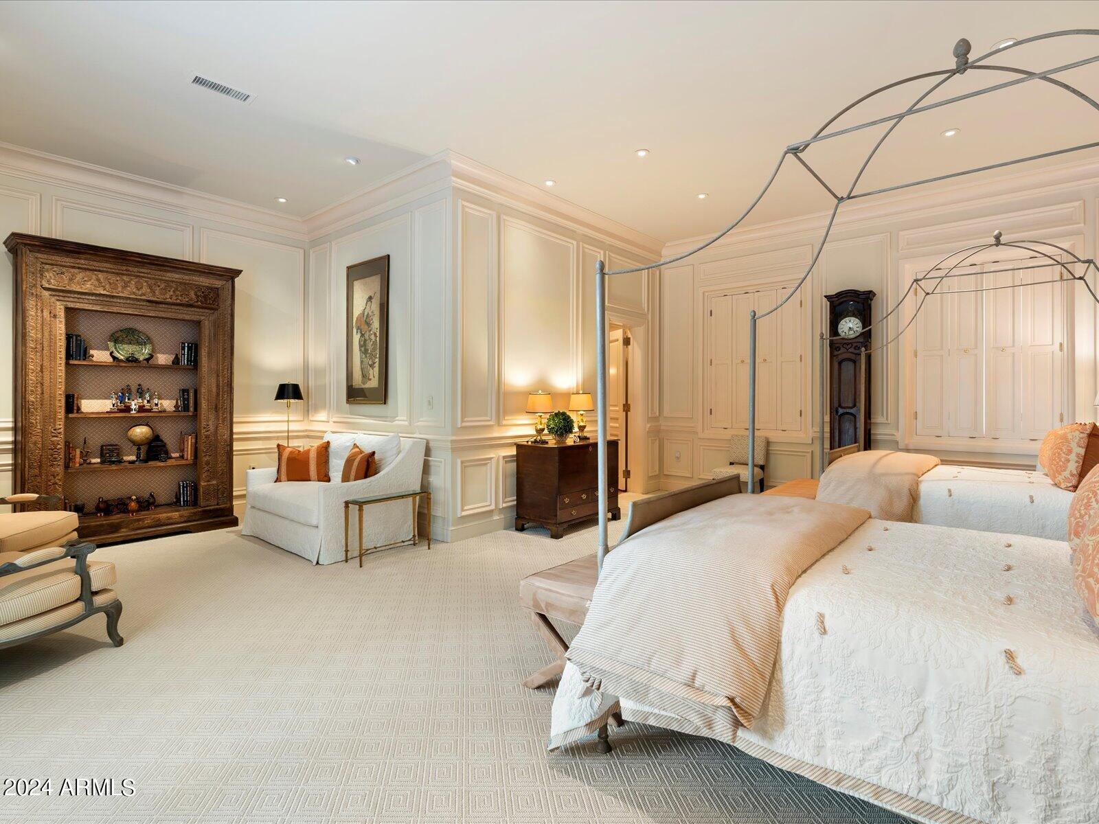 BILTMORE ESTATES - Residential