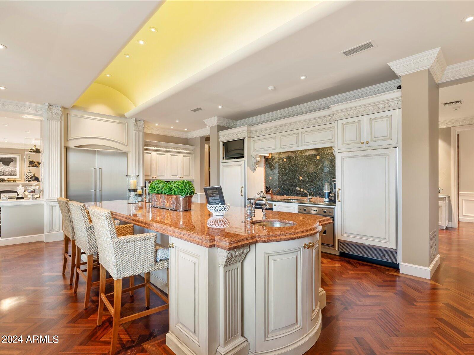 BILTMORE ESTATES - Residential