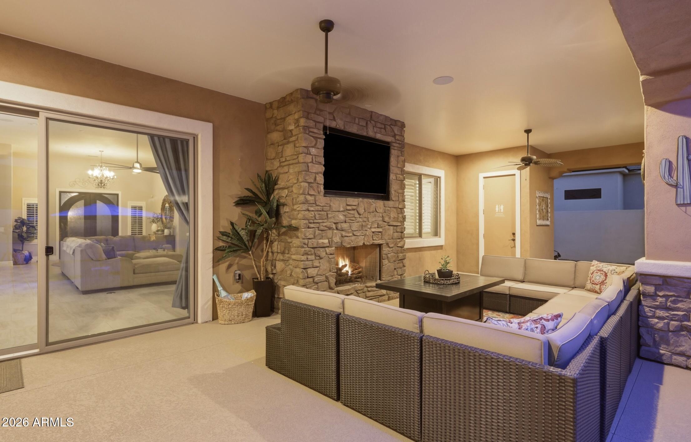 RUSSELL RANCH PHASE 3 REPLAT - Residential