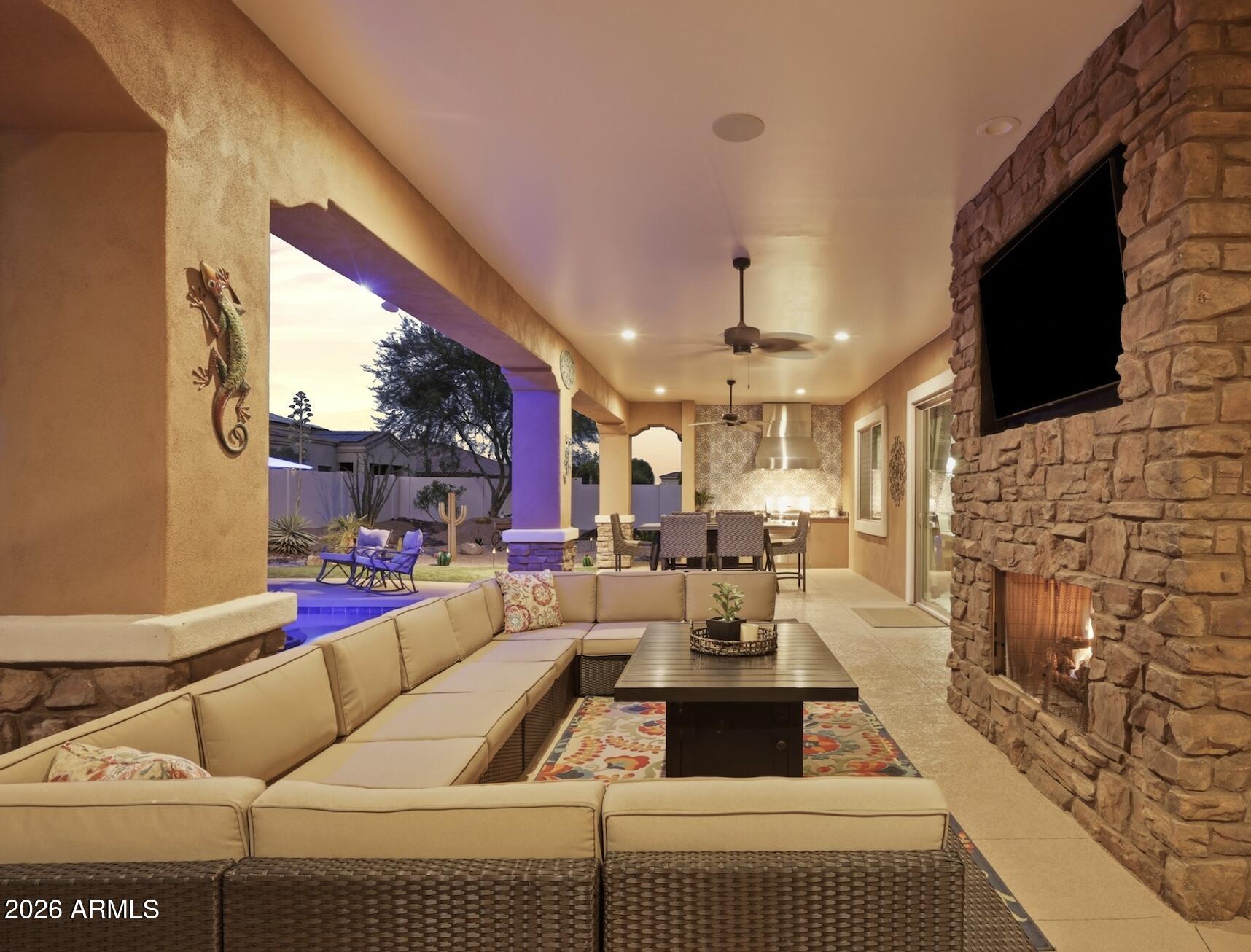 RUSSELL RANCH PHASE 3 REPLAT - Residential