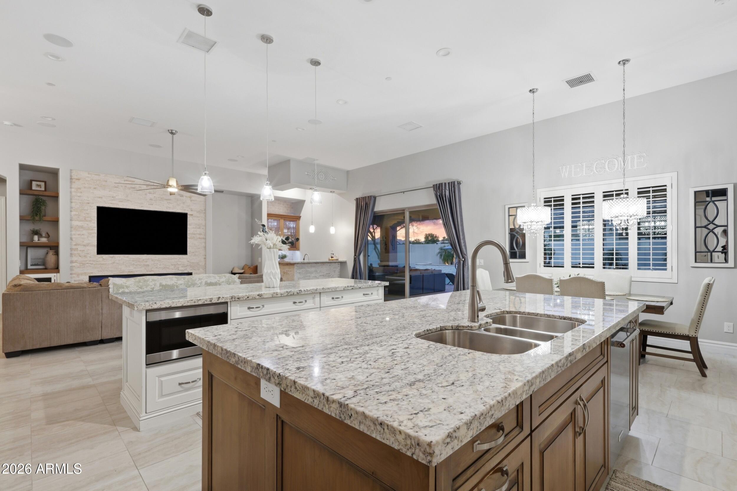 RUSSELL RANCH PHASE 3 REPLAT - Residential