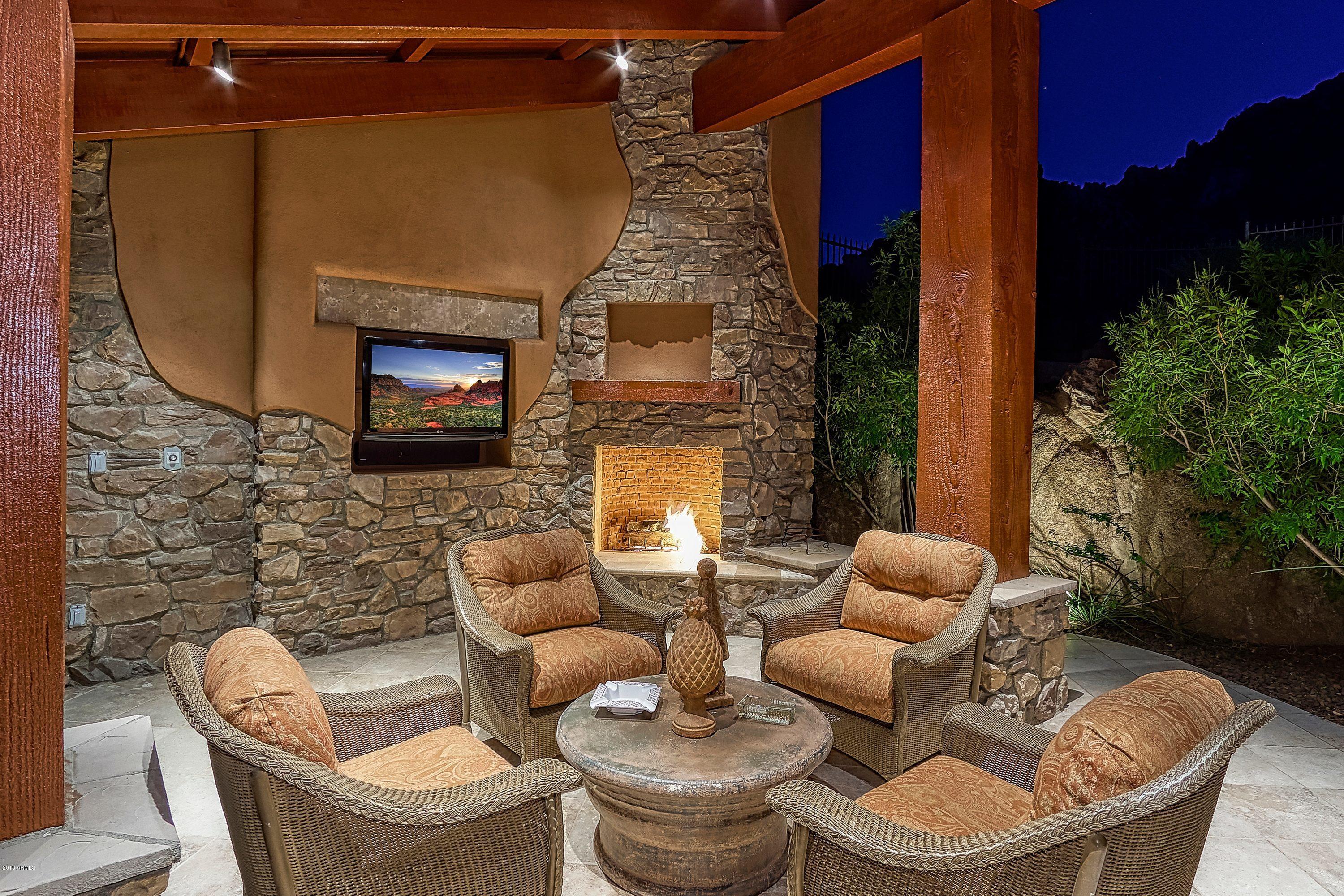 Estates at Miramonte - Residential