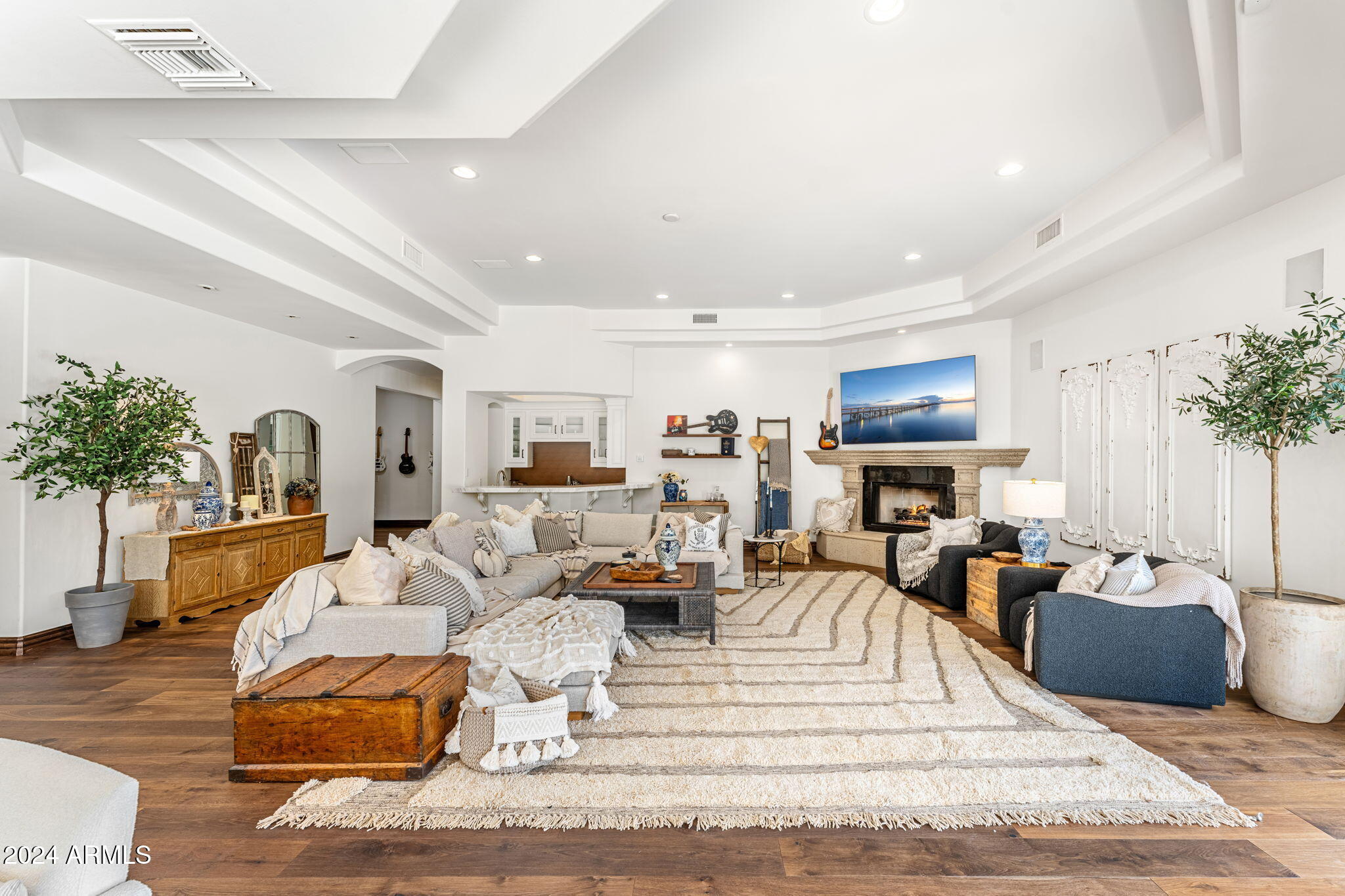 CINCO SERROS LOTS 9 & 10 - Residential