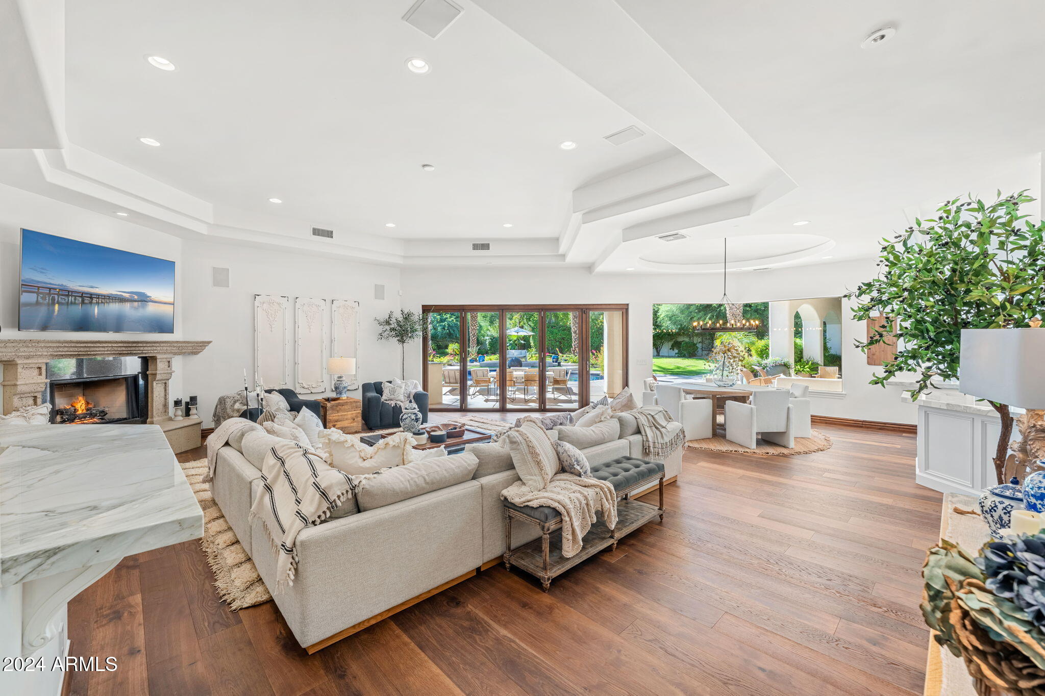 CINCO SERROS LOTS 9 & 10 - Residential