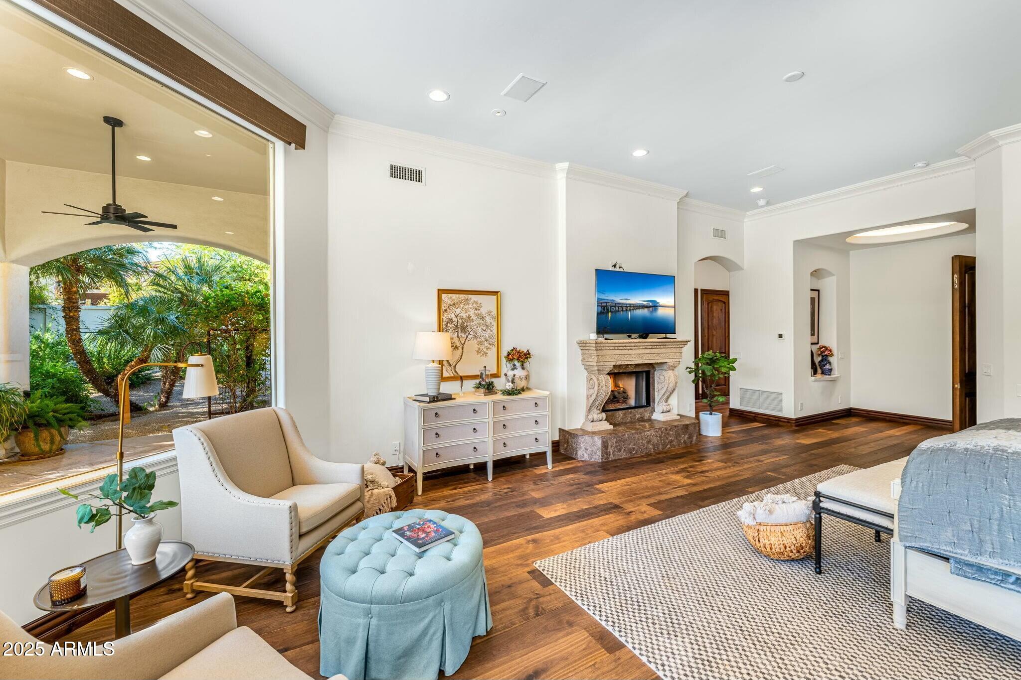 CINCO SERROS LOTS 9 & 10 - Residential